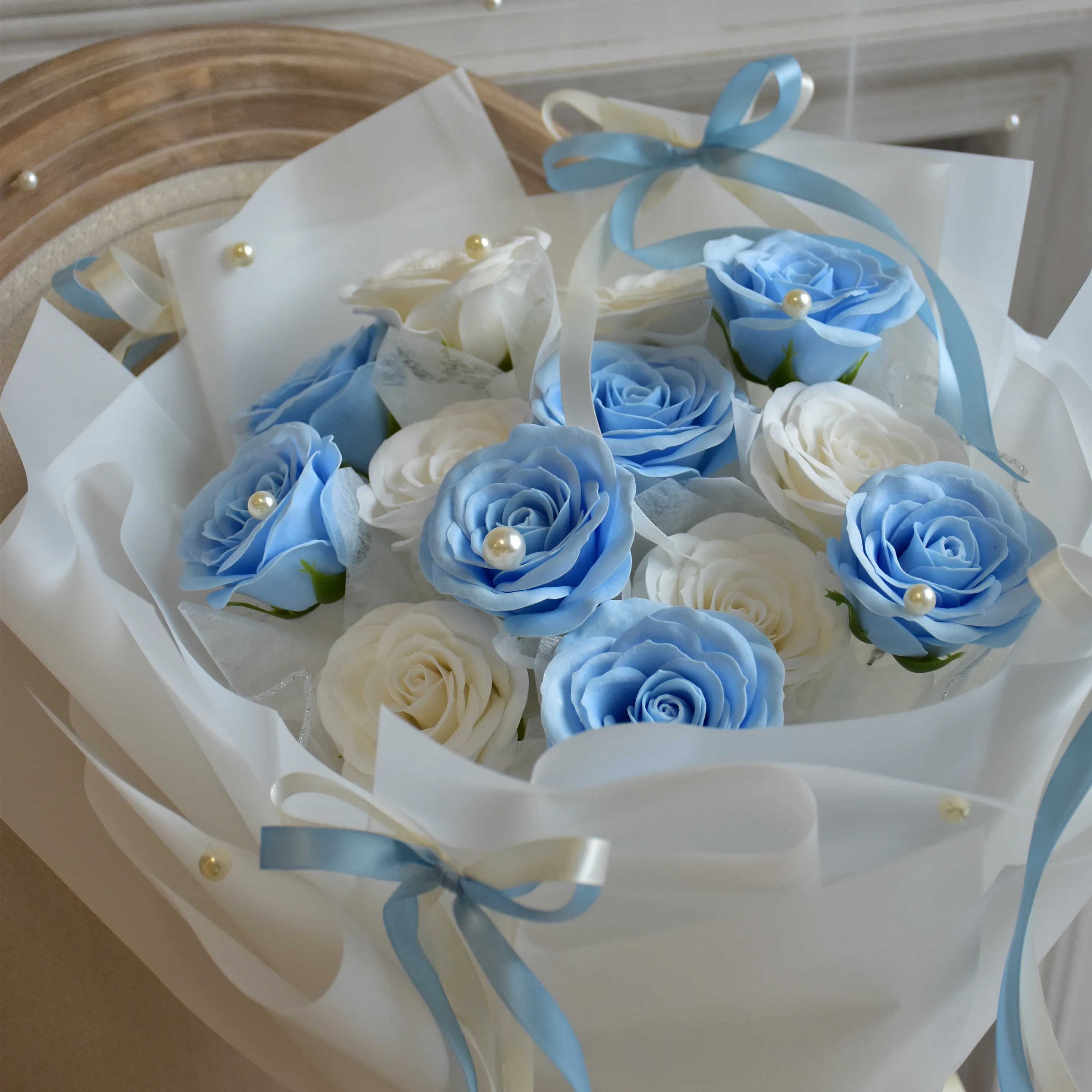 蝴蝶結永生花束 · 霧面包裝