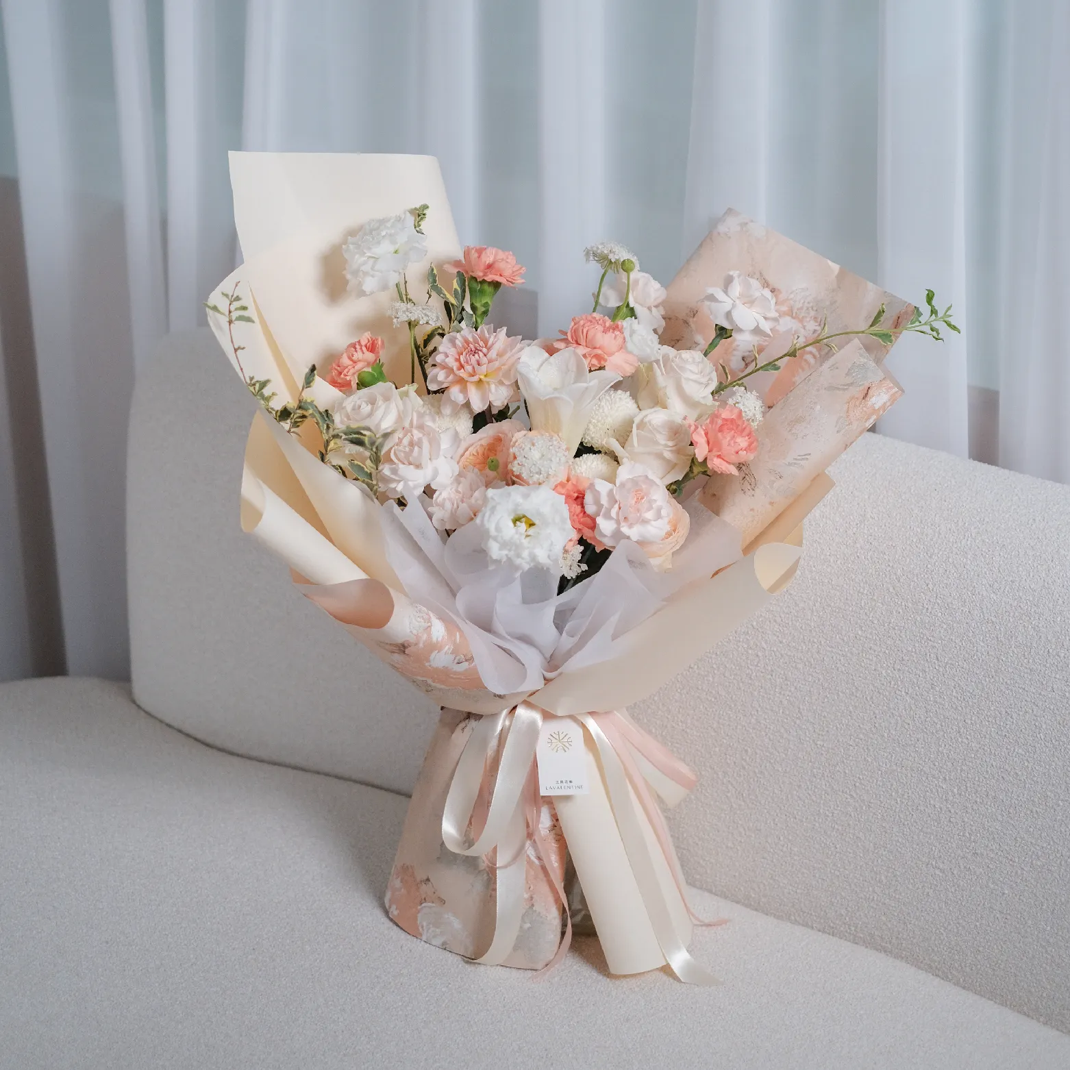 柔情蜜意 · 鮮花束L