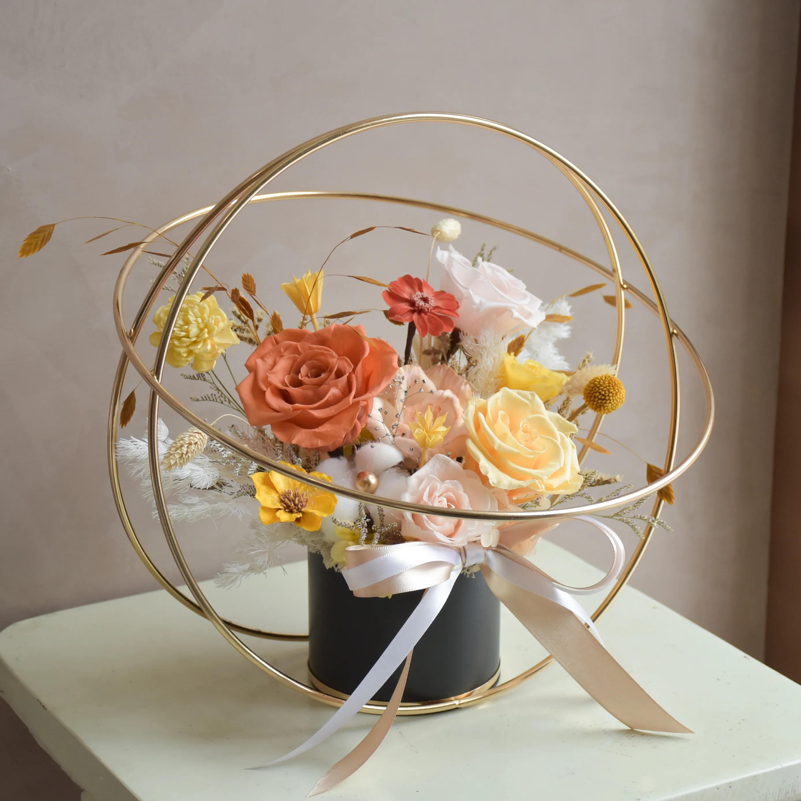 閃爍金環花禮 · 萱草黃