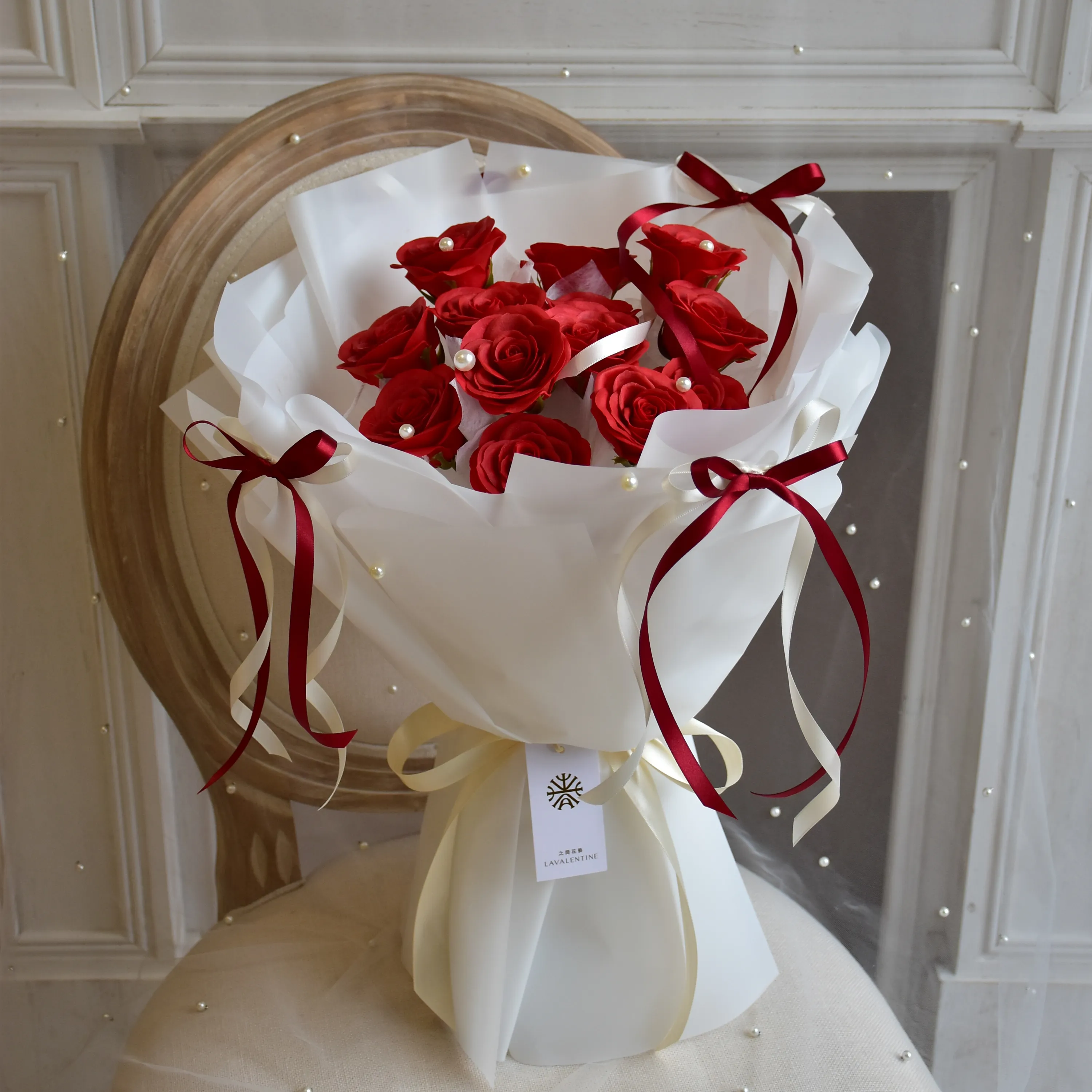 蝴蝶結永生花束 · 霧面包裝