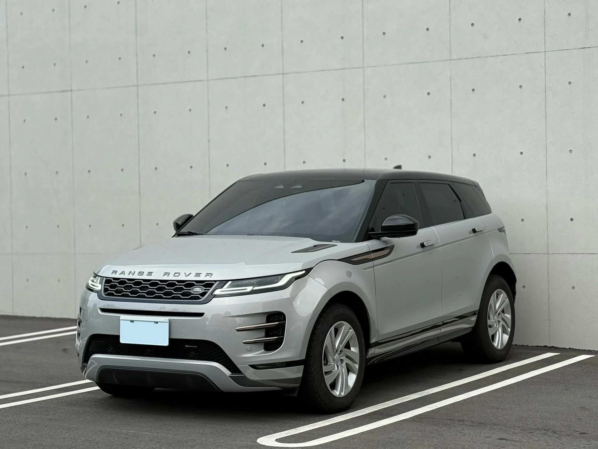 2022年 Land Rover Range Rover Evoque P200 R-Dynamic S 運動特仕版｜台中二手車行