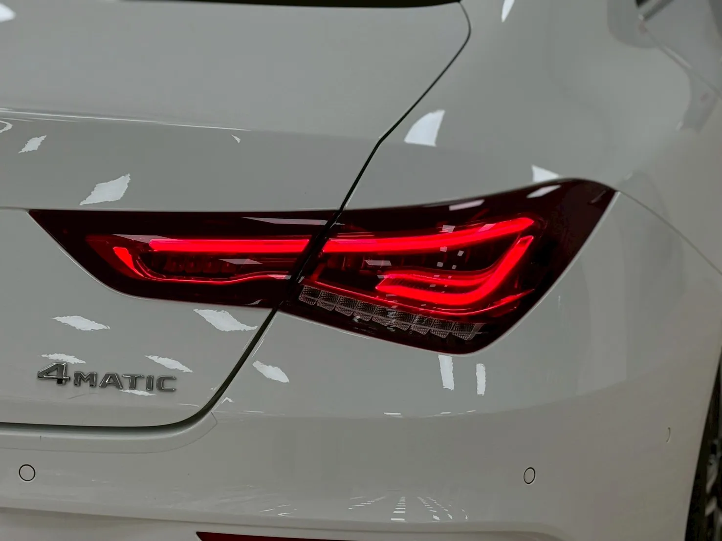 2020年 Mercedes Benz CLA250 AMG 4Matic 白色