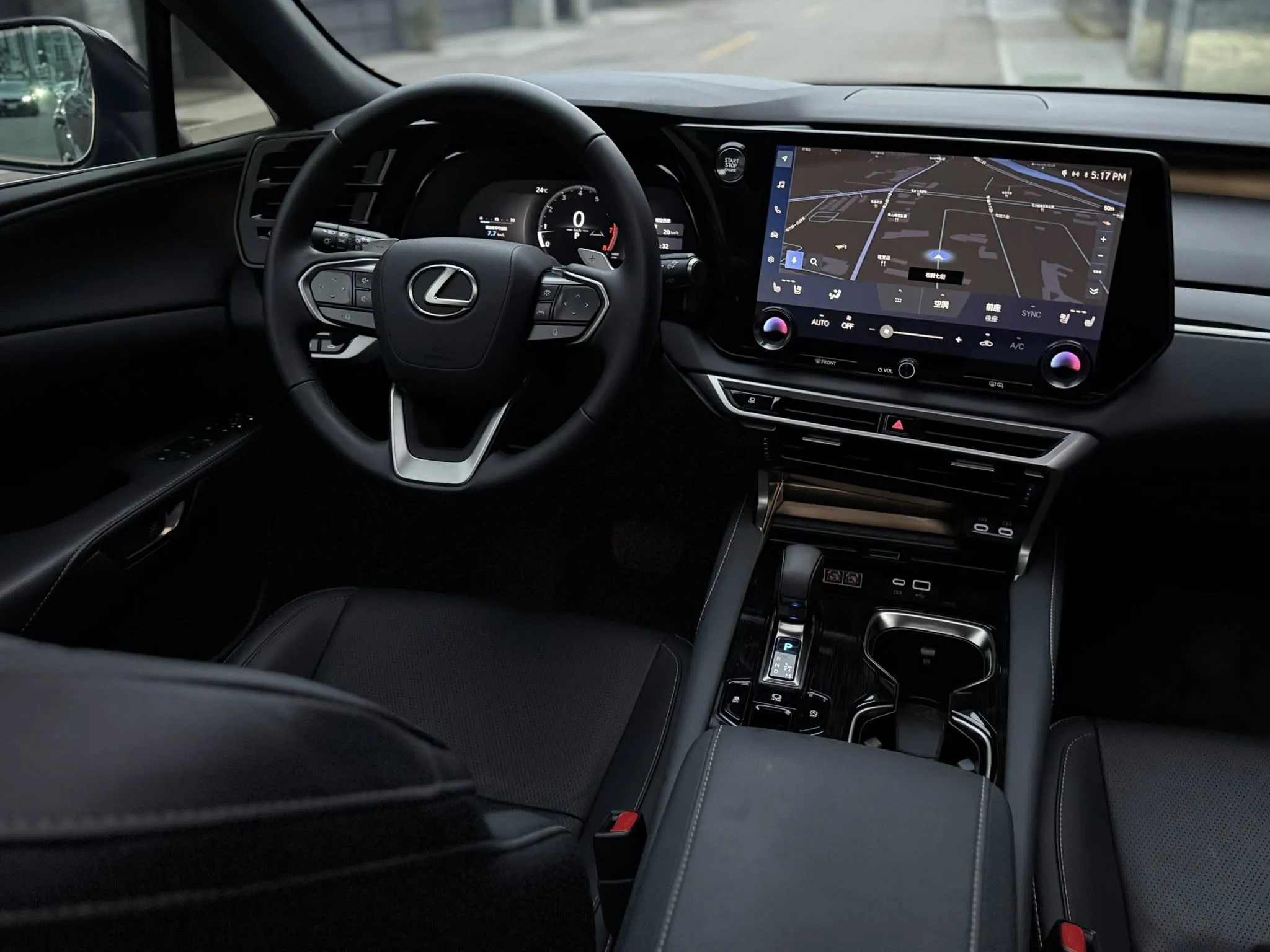 2025年 LEXUS RX350 頂級版