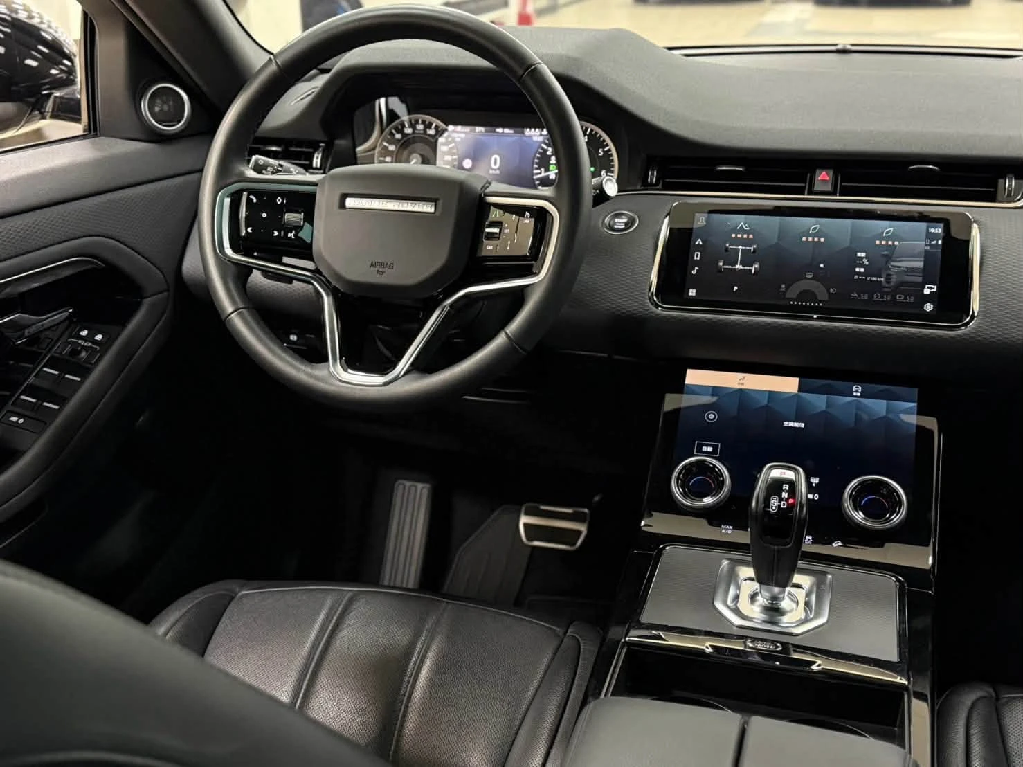 2022年 Land Rover Range Rover Evoque P200 R-Dynamic S 運動特仕版