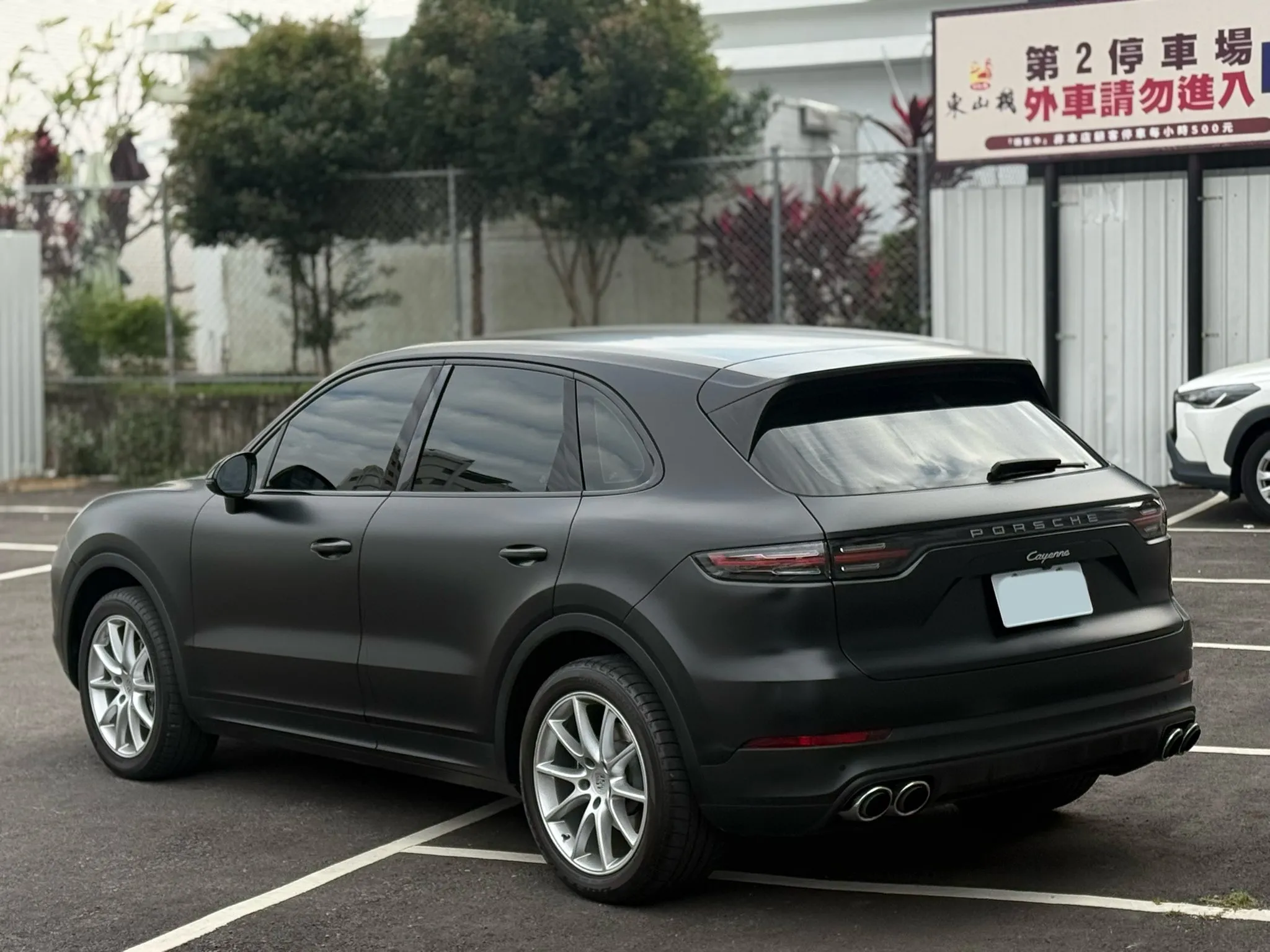 2018年 Porsche Cayenne E3 貼膜消光黑