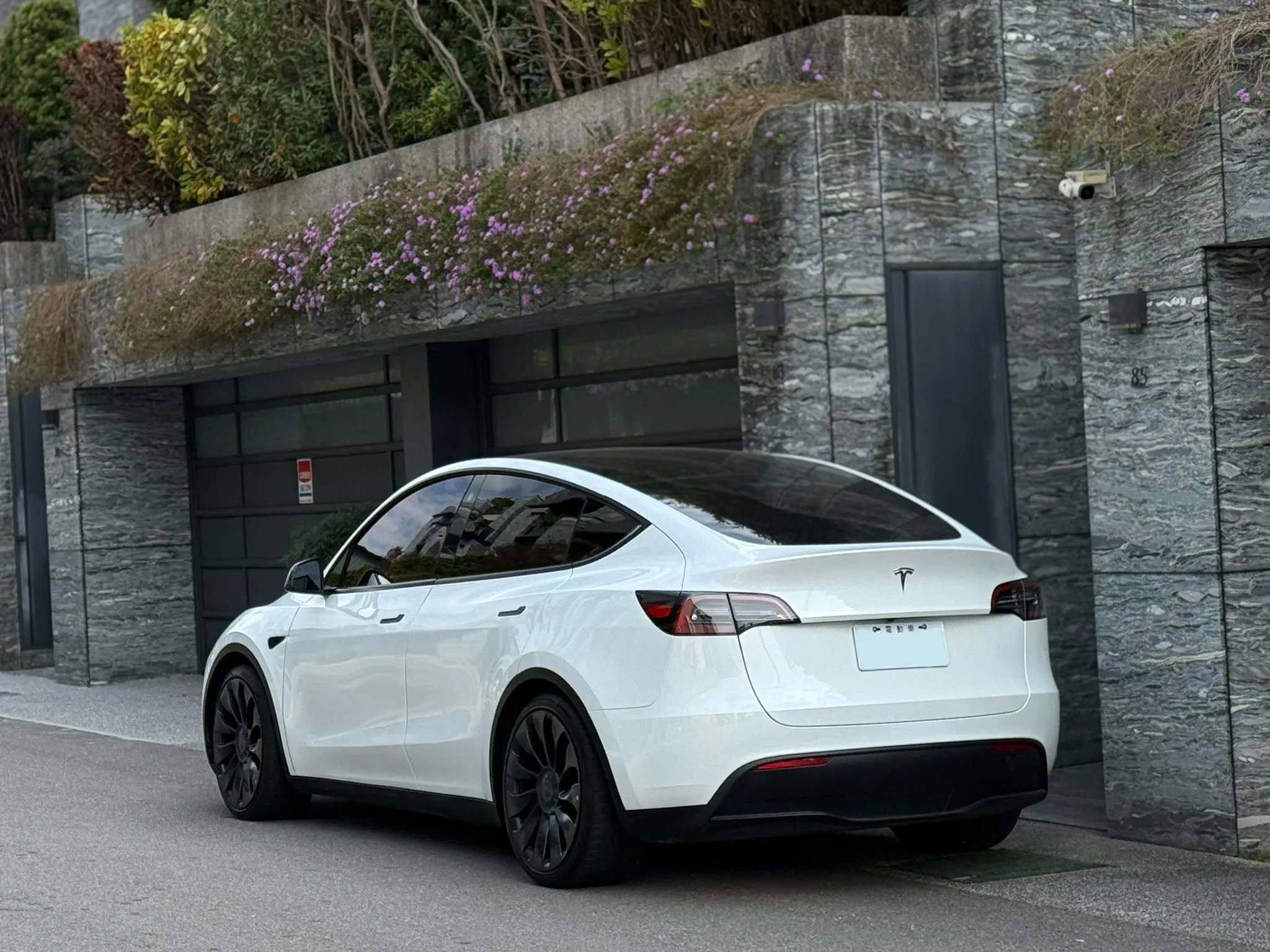 2023年 TESLA Model Y Performance
