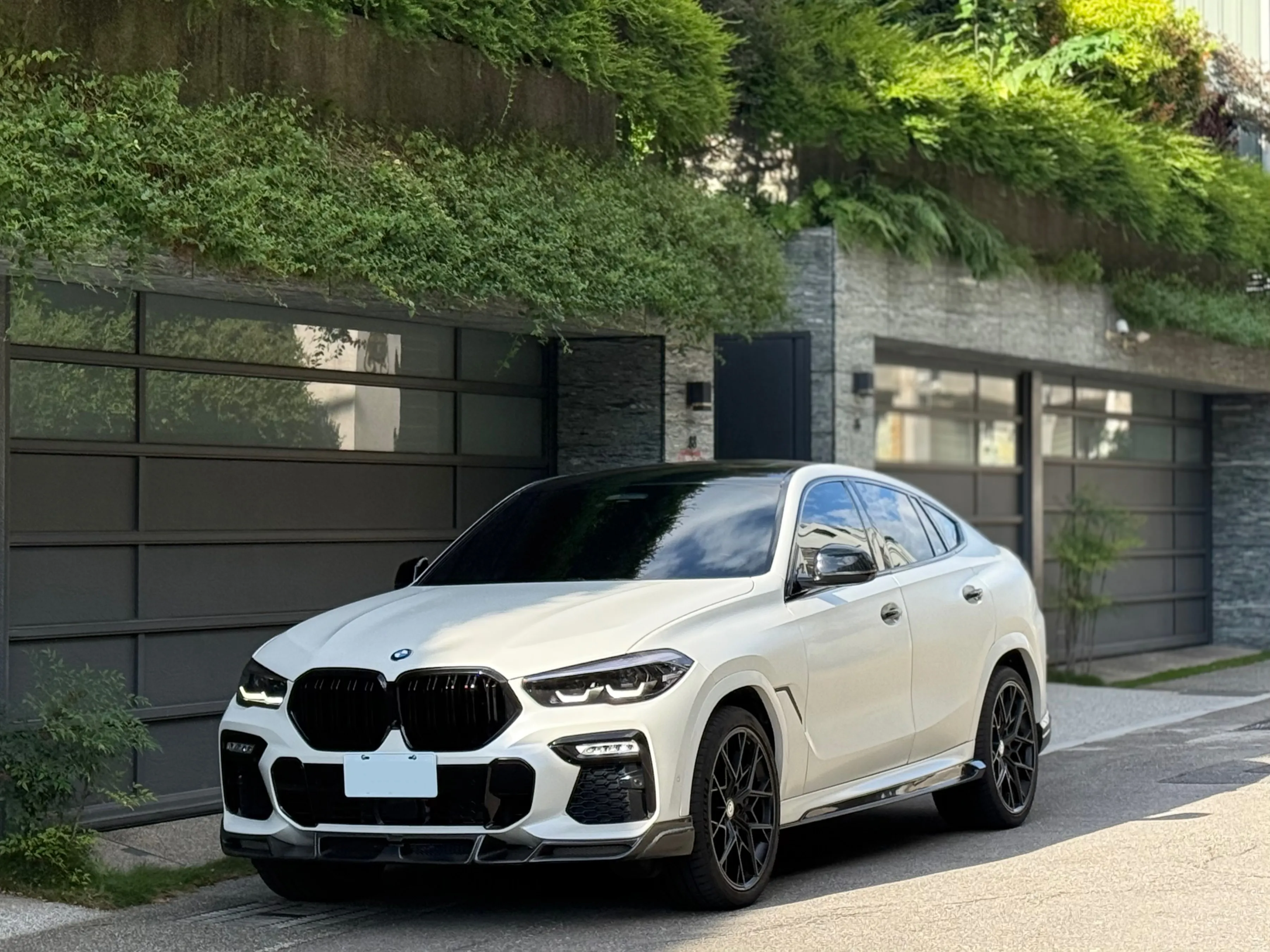 2020年 BMW X6 xDrive 40i M-Sport
