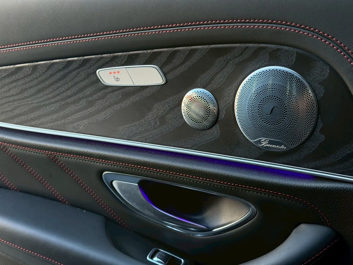 正2017年Mercedes Benz E43 Estate