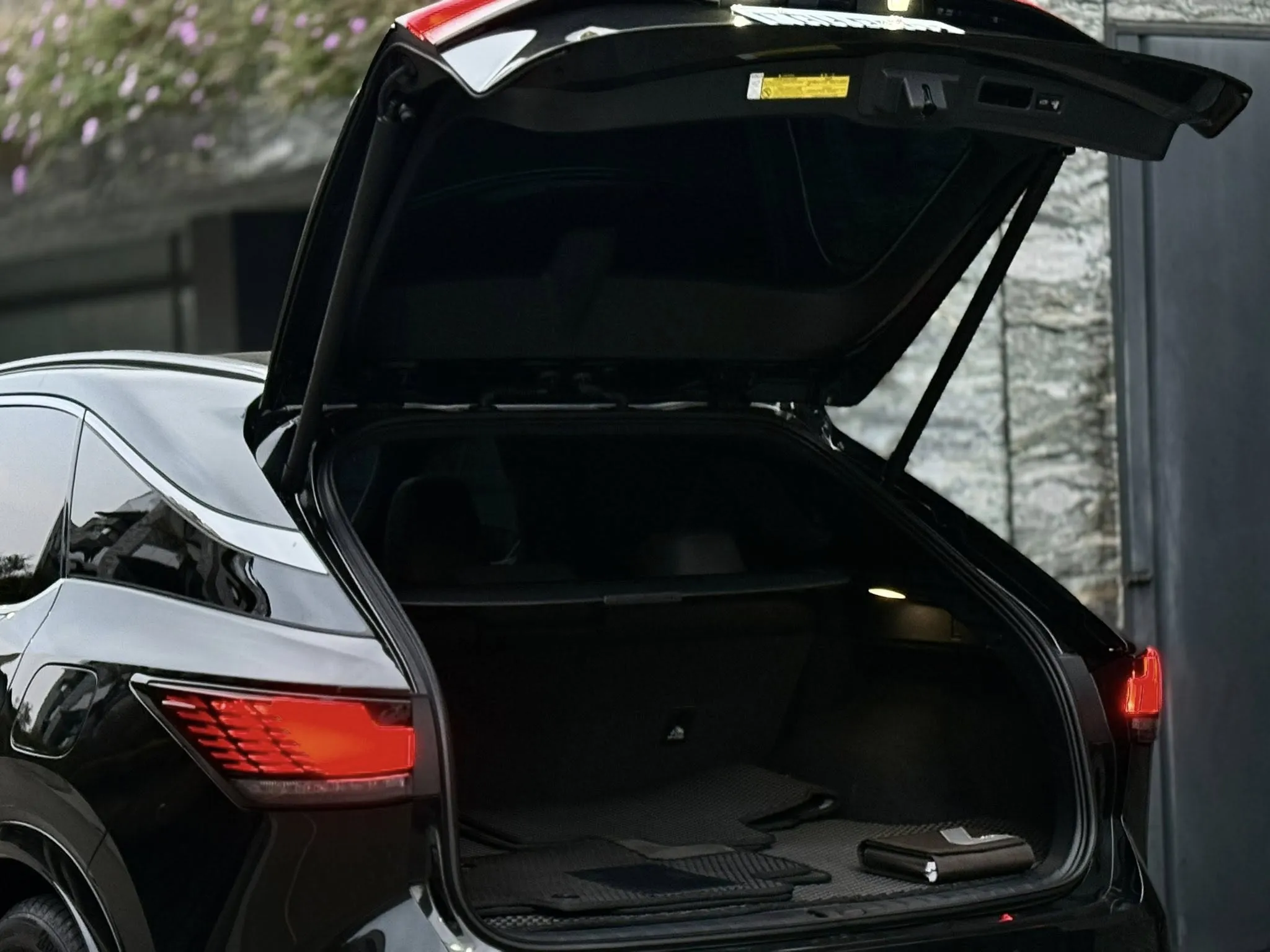 2025年 LEXUS RX350 頂級版