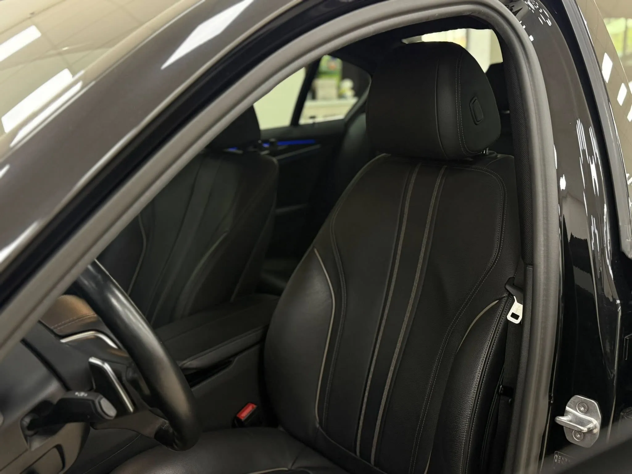 2017年 BMW G30 520d 總代理