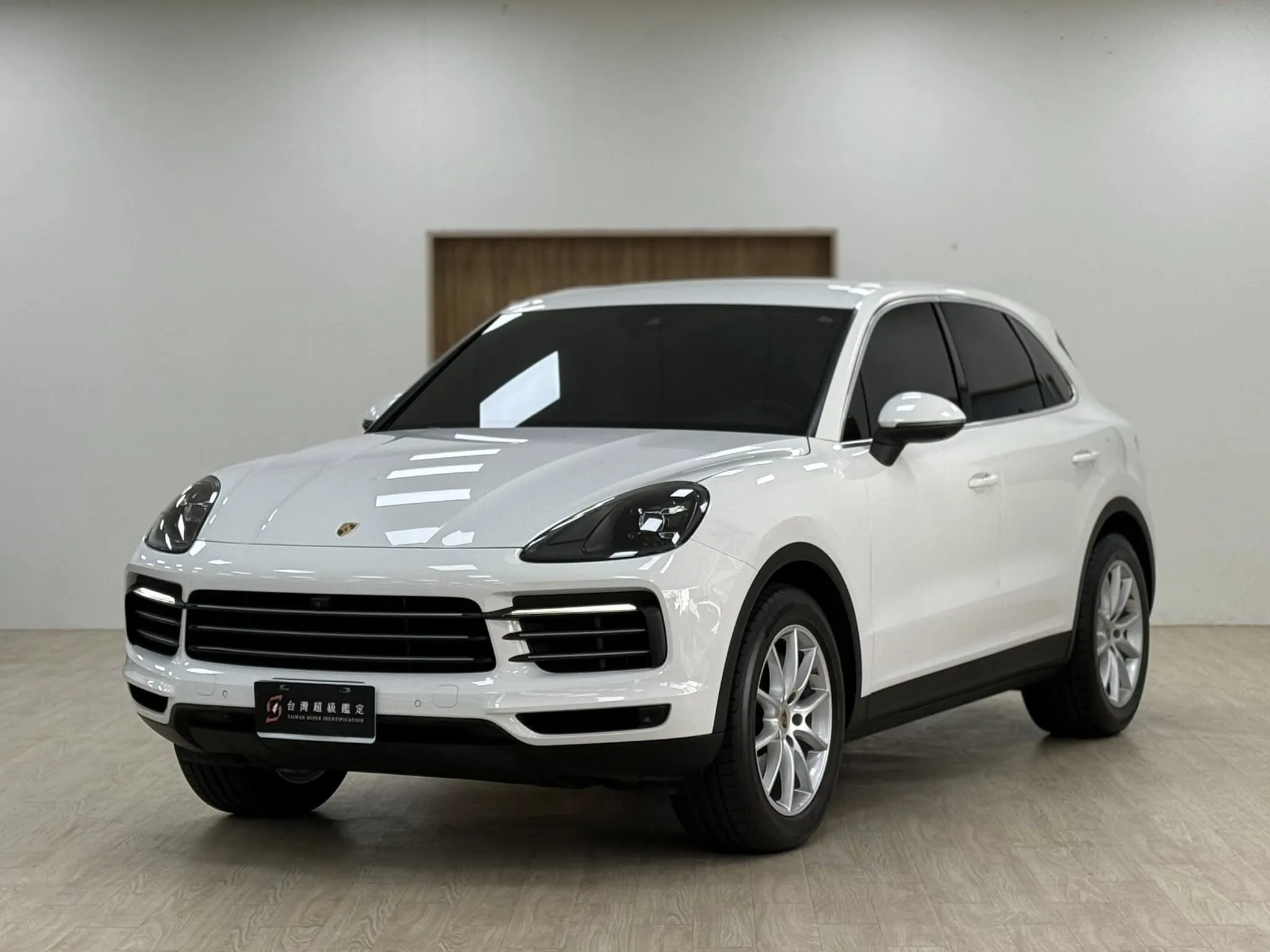 2018年 Porsche Cayenne 3.0 V6 E3