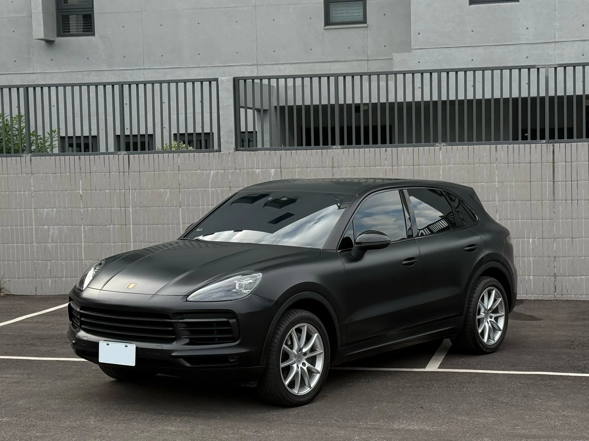 2018年 Porsche Cayenne E3 貼膜消光黑