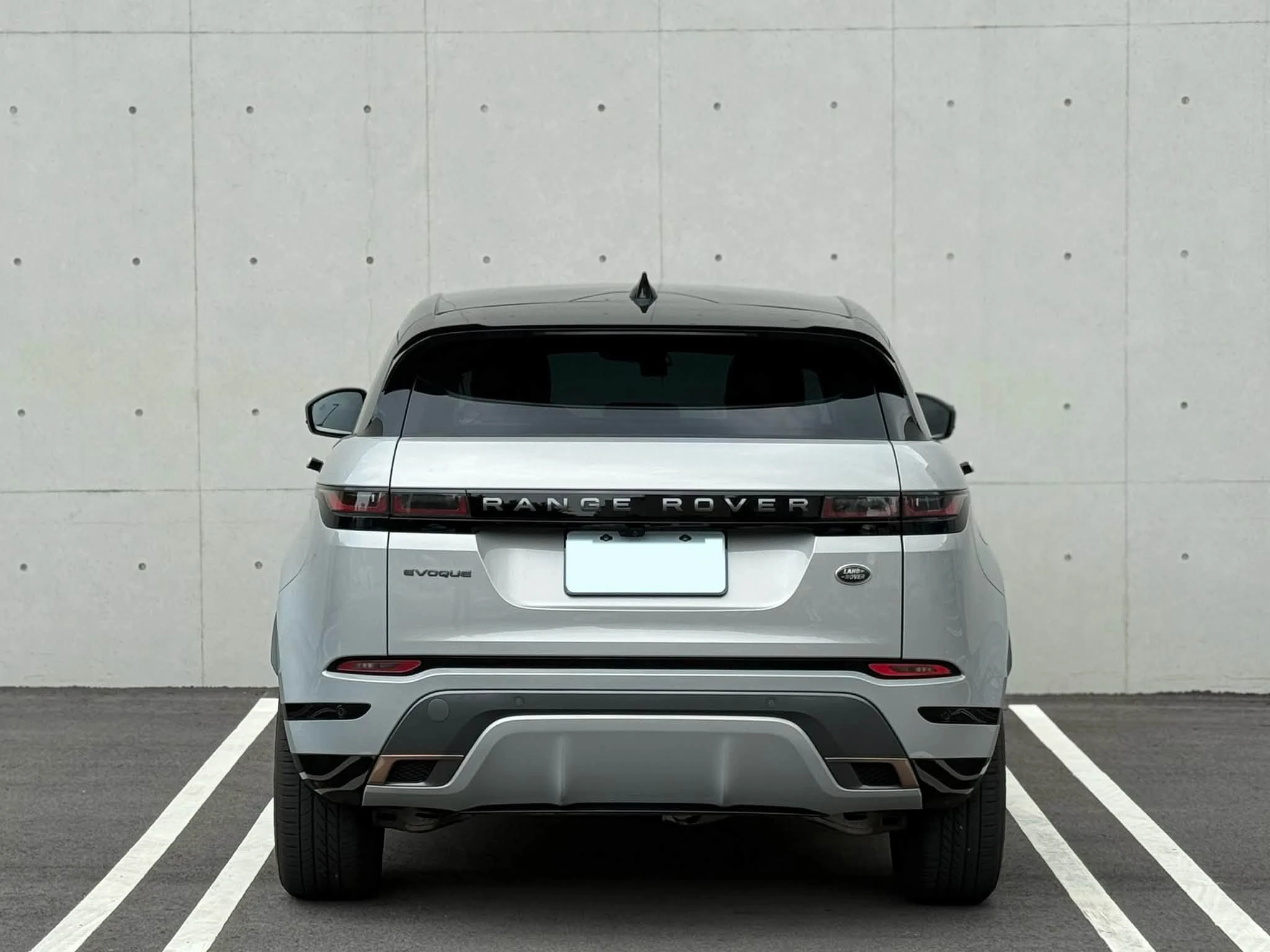 2022年 Land Rover Range Rover Evoque P200 R-Dynamic S 運動特仕版