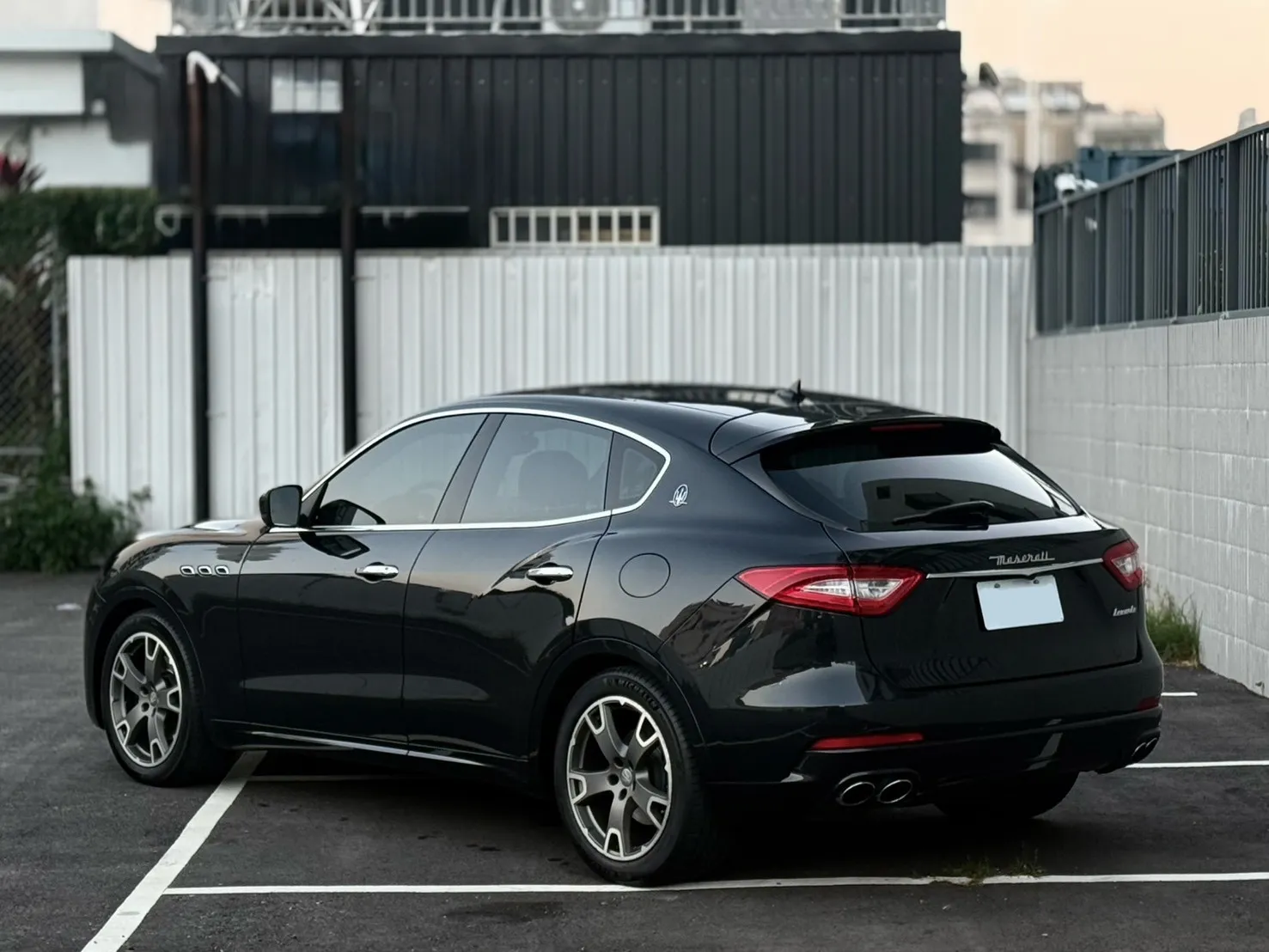 2017年 Maserati Levante 350 Luxury 黑色