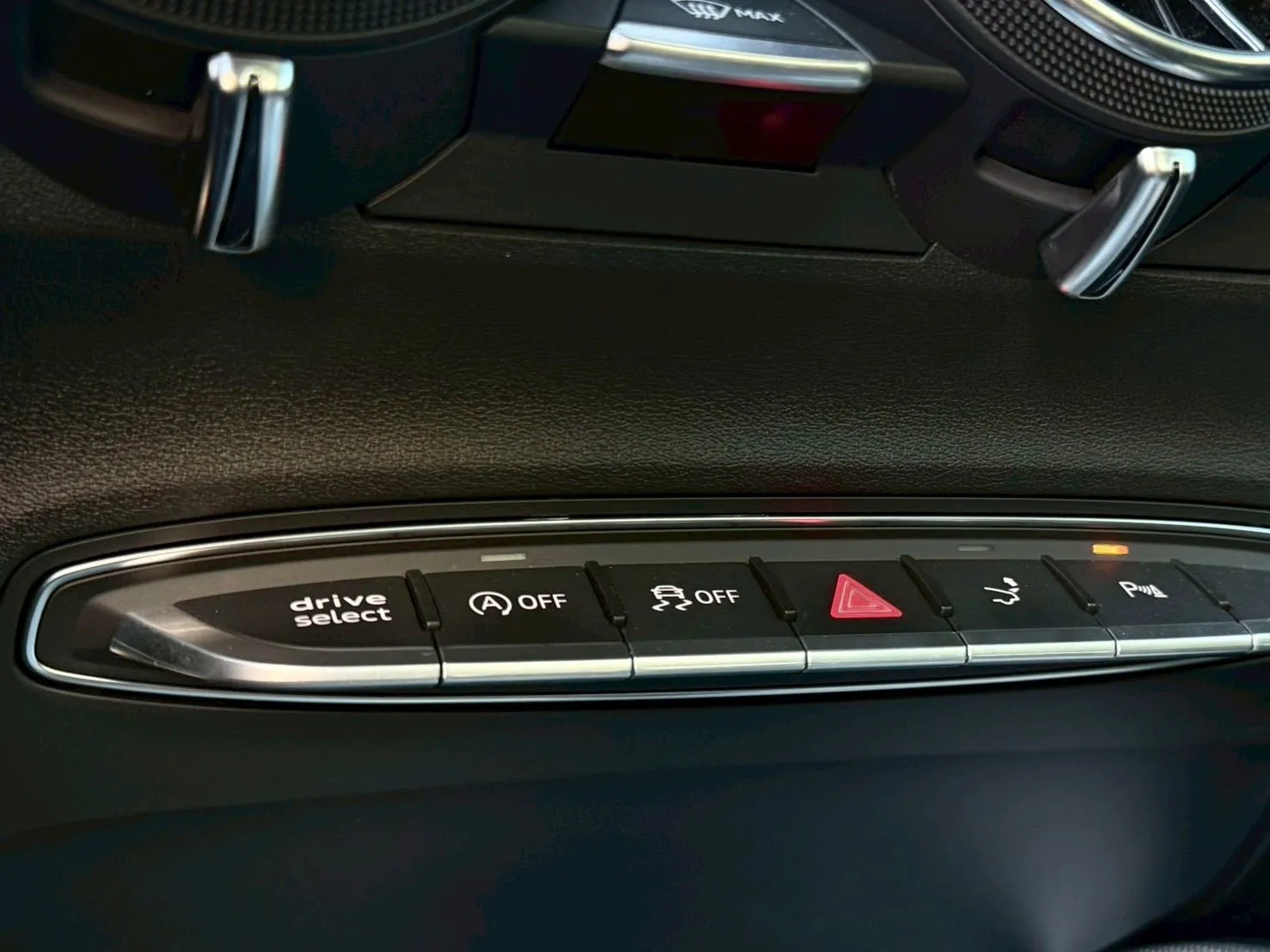 2023年 AUDI TT 45TFSI Quattro