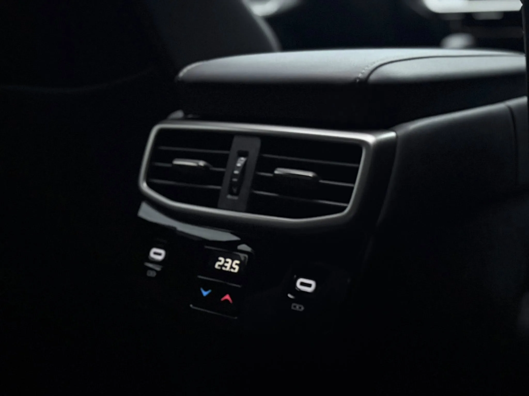 2025年 LEXUS RX350 頂級版