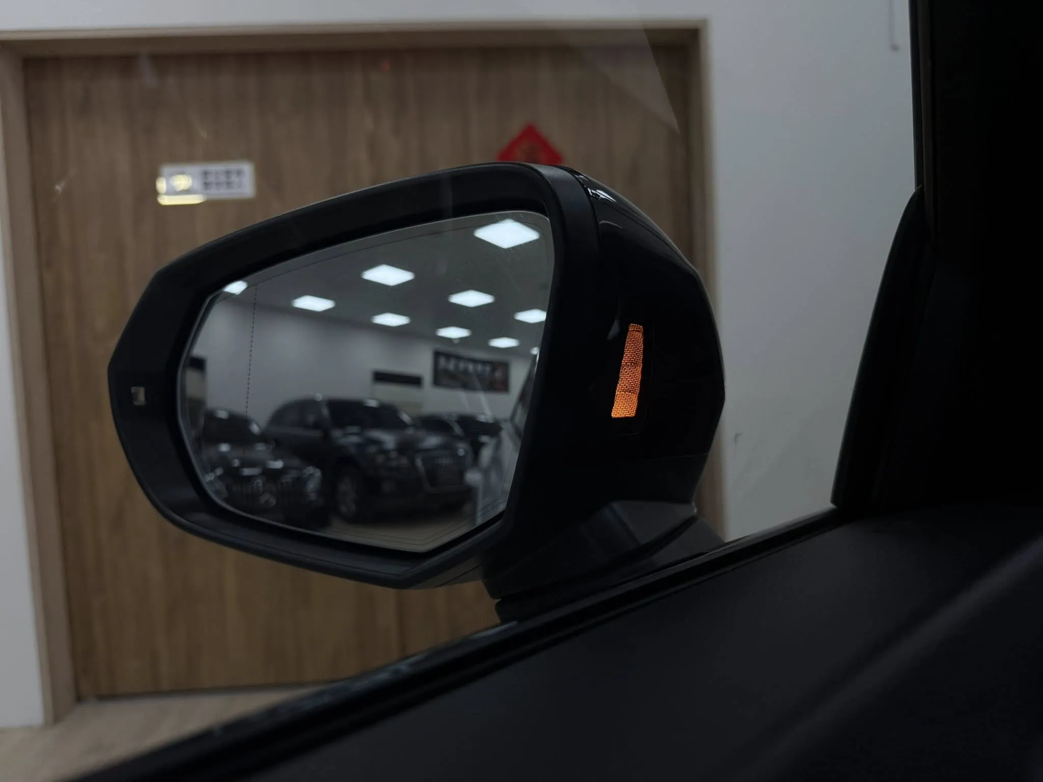 2022年 Audi RSQ3 Quattro