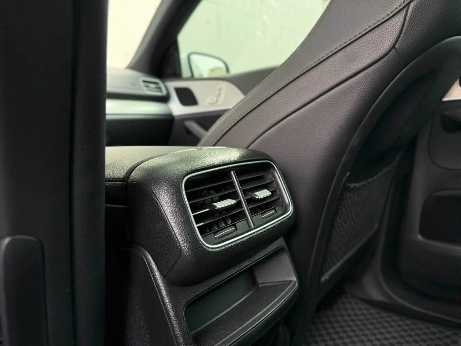 2022年 Mercedes Benz GLE300d Coupe AMG