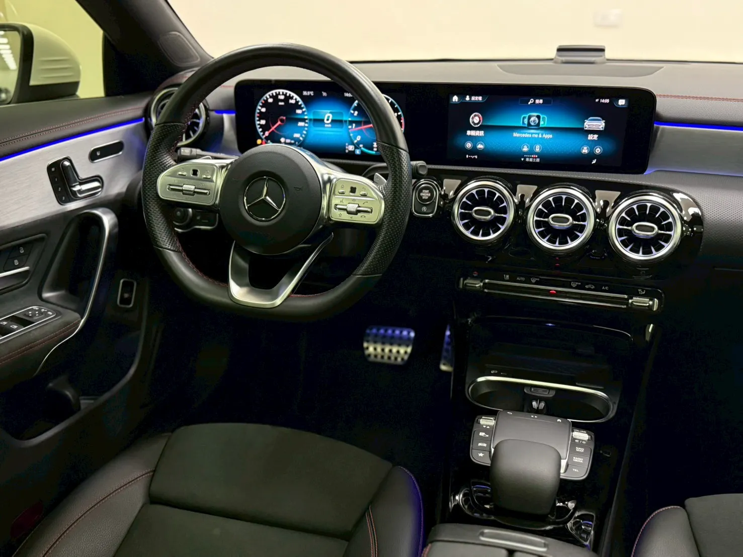 2020年 Mercedes Benz CLA250 AMG 4Matic 白色