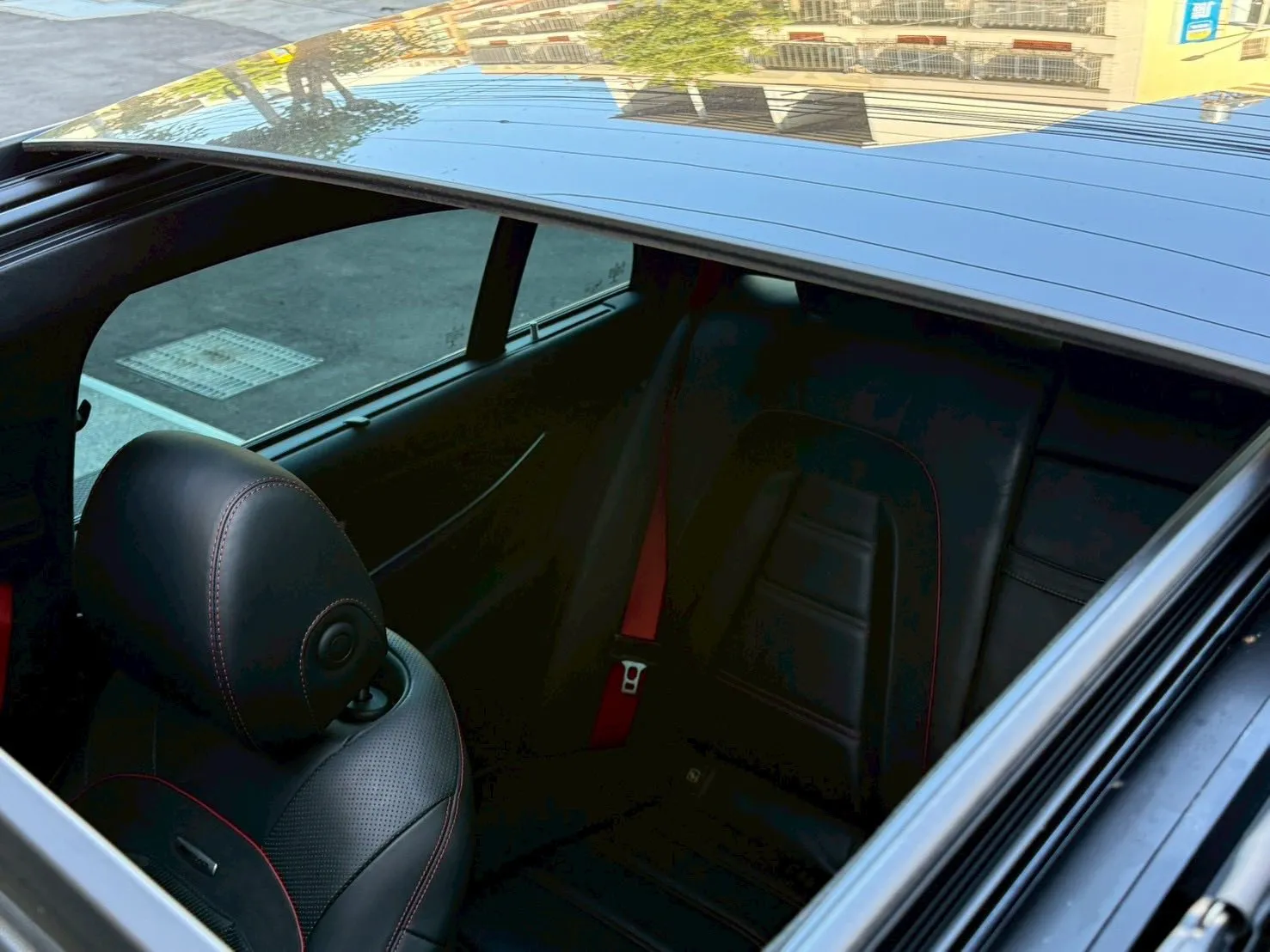 正2017年Mercedes Benz E43 Estate