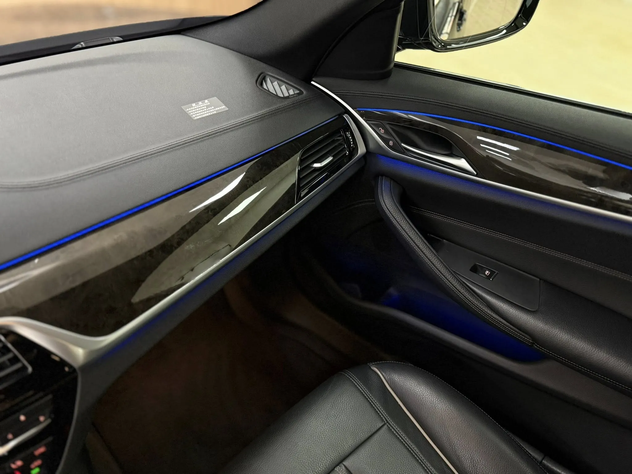 2017年 BMW G30 520d 總代理