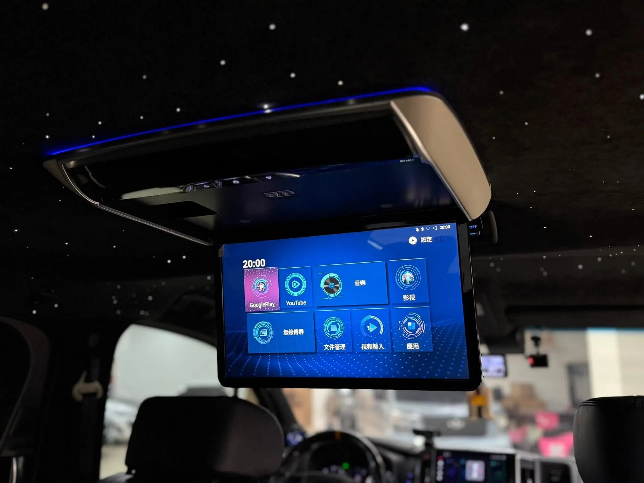 2022年 Toyota GRANVIA 6人座 旗艦版