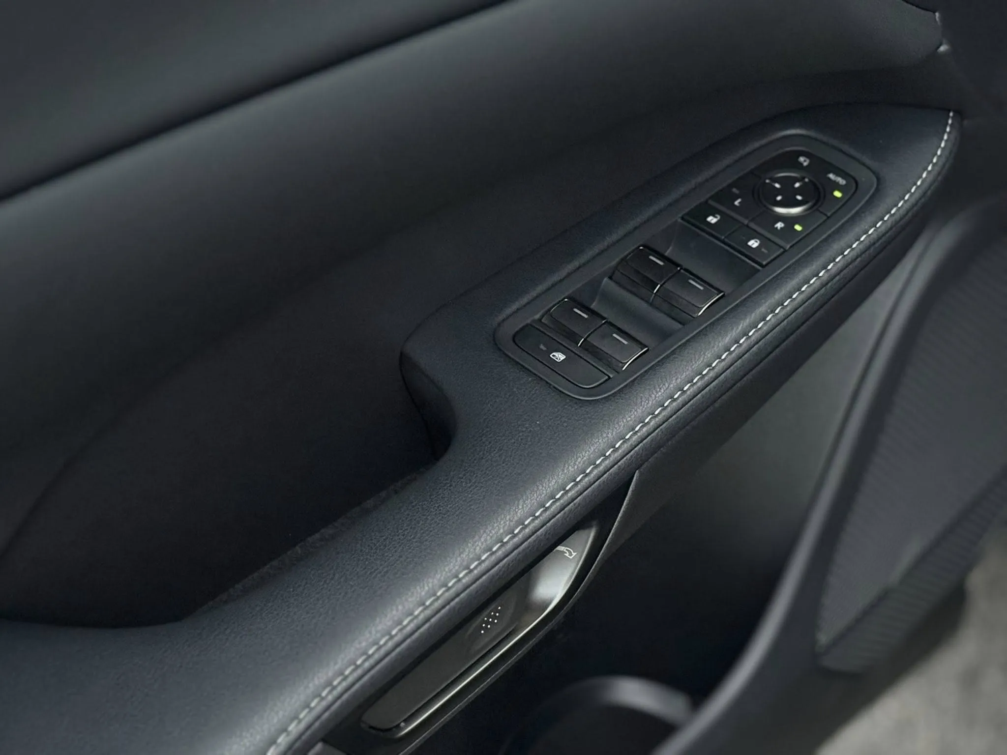 2025年 LEXUS RX350 頂級版