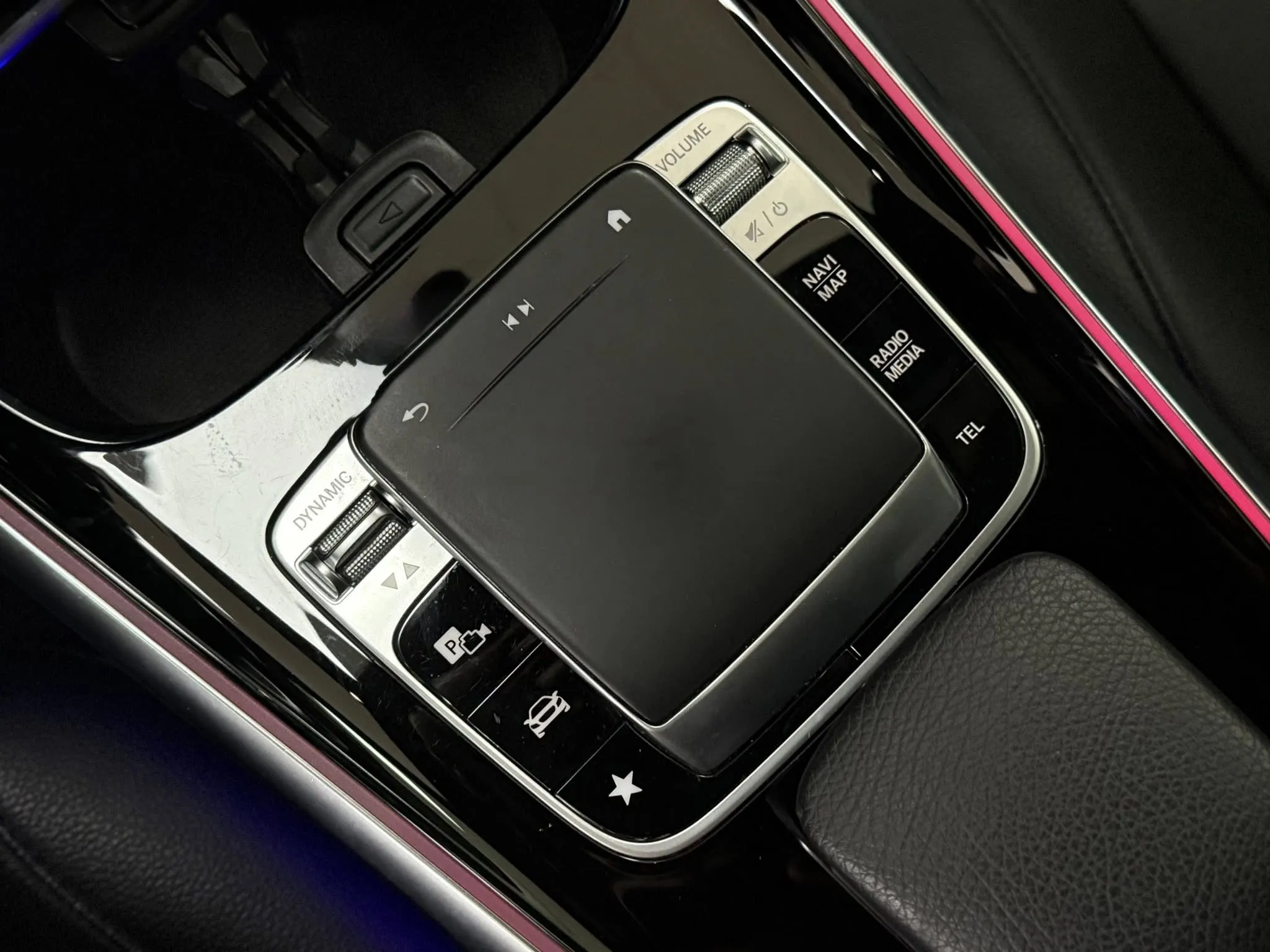 2019年 Mercedes Benz GLB250 AMG