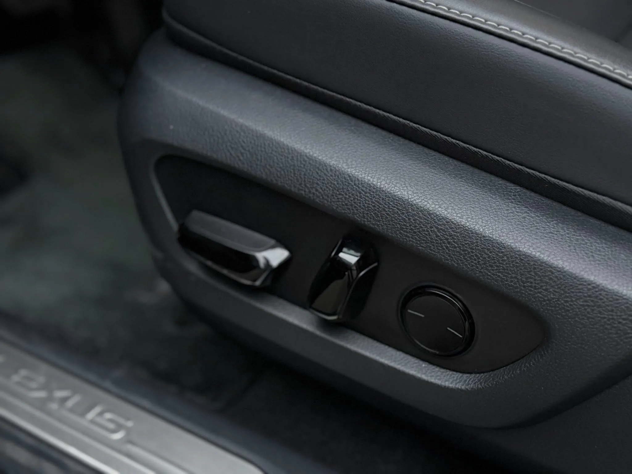 2025年 LEXUS RX350 頂級版