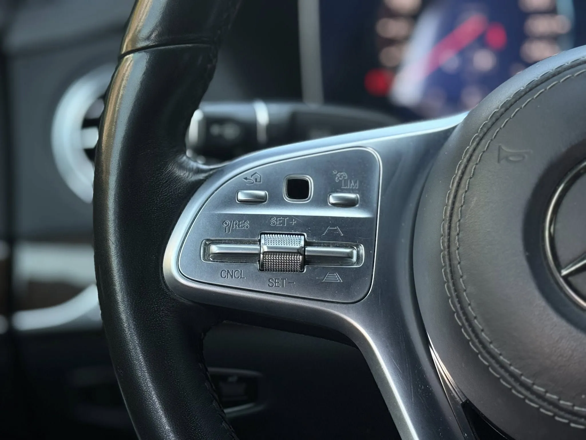 2018年Mercedes-Benz S450 L