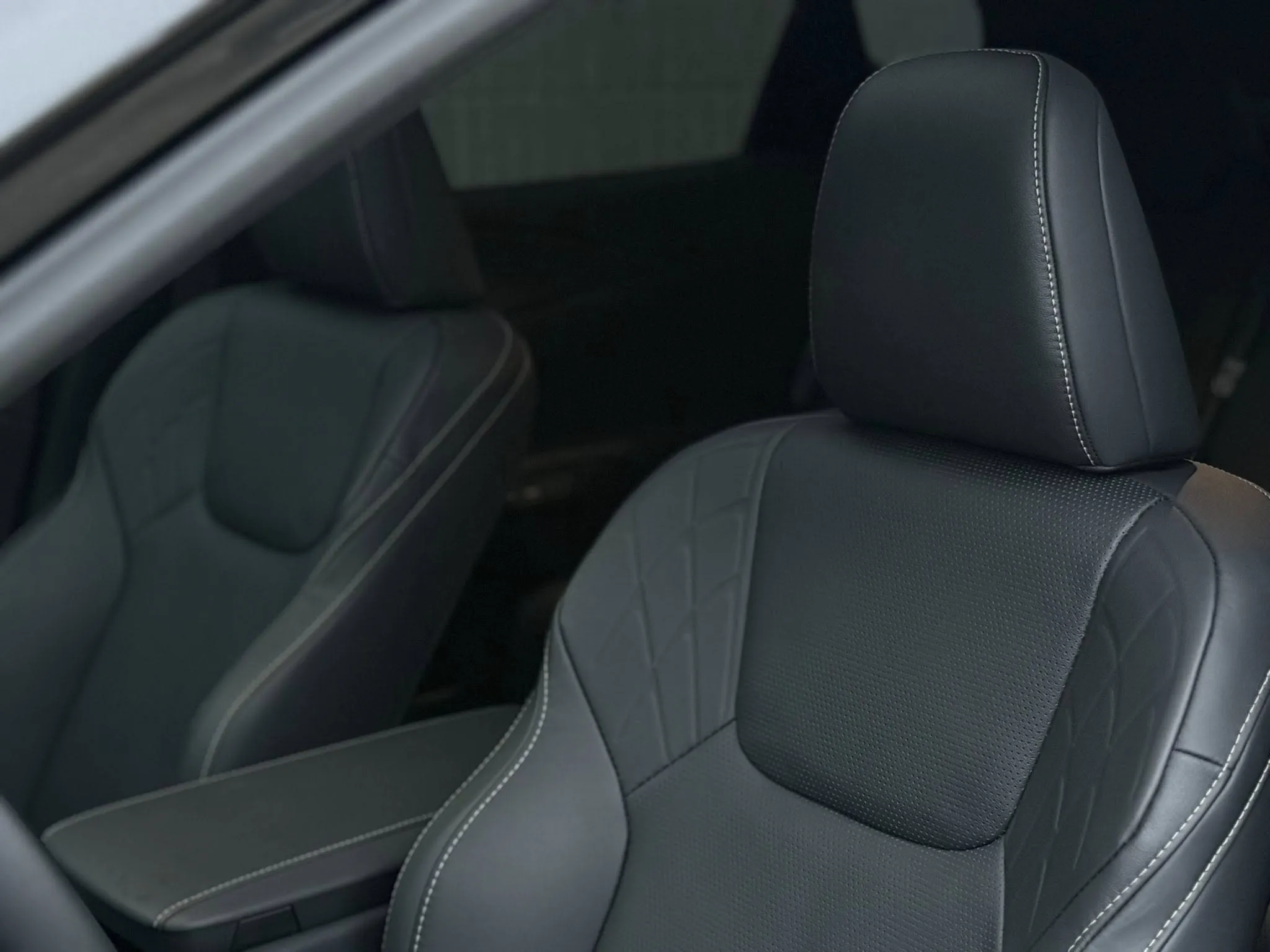 2025年 LEXUS RX350 頂級版