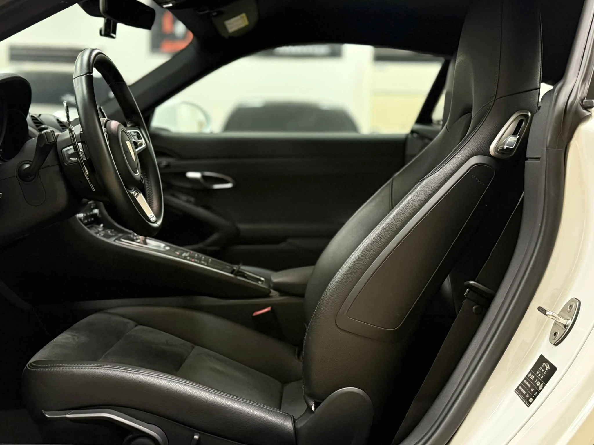 2019年 Porsche 718 Cayman