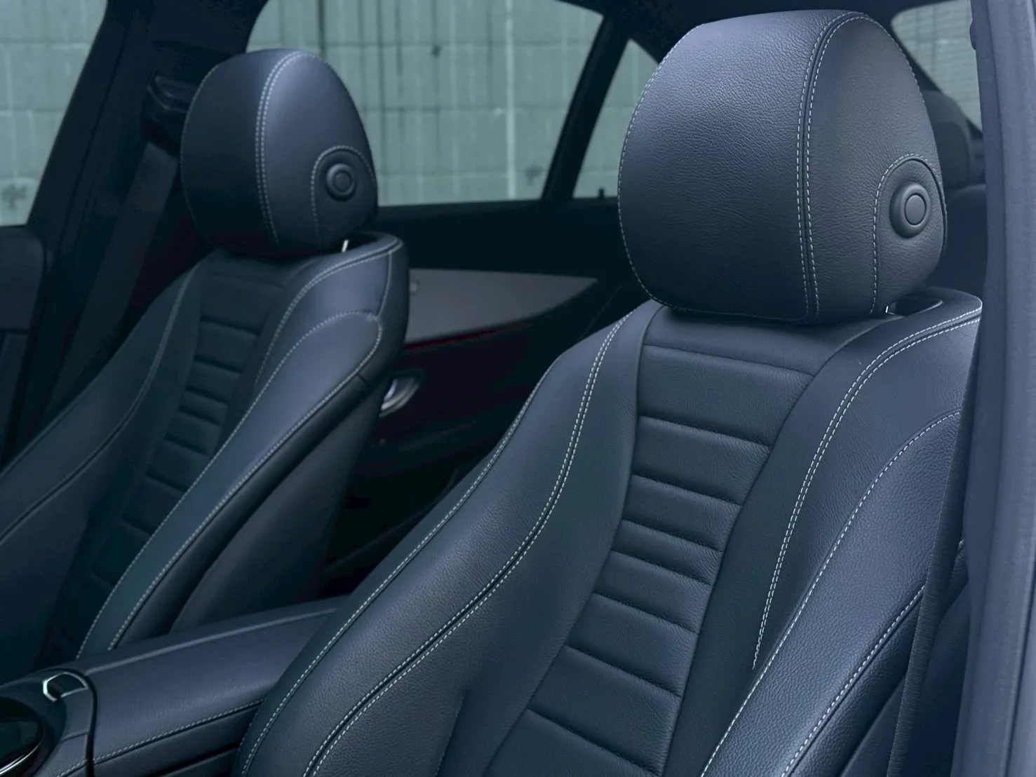 2021年 Mercedes Benz E250 運動版 白色