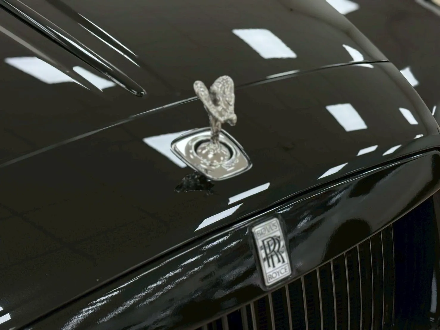 2016年 Rolls-Royce DAWN 6.6 V12