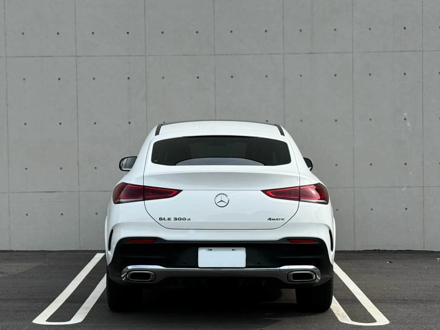2022年 Mercedes Benz GLE300d Coupe AMG