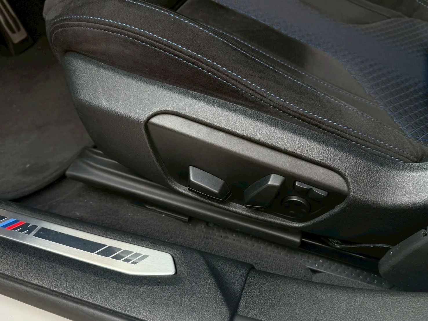 2020年 BMW Gran Coupe 218i M-Sport