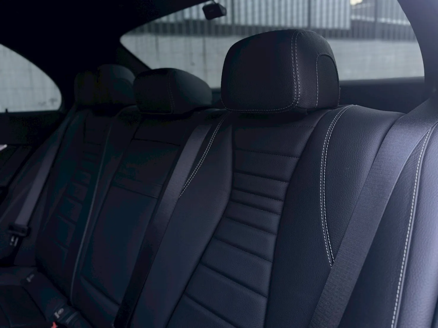 2021年 Mercedes Benz E250 運動版 白色