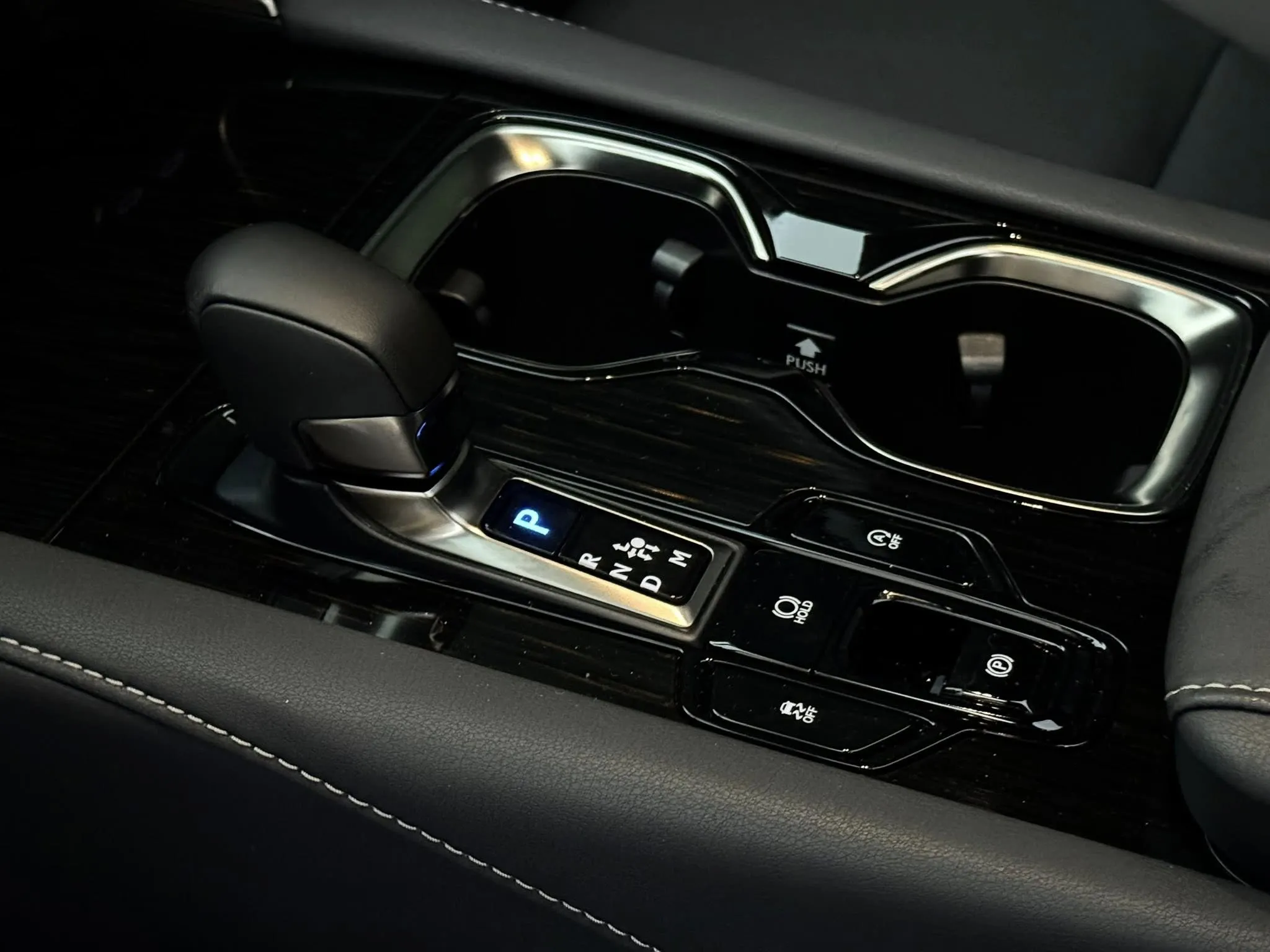 2025年 LEXUS RX350 頂級版