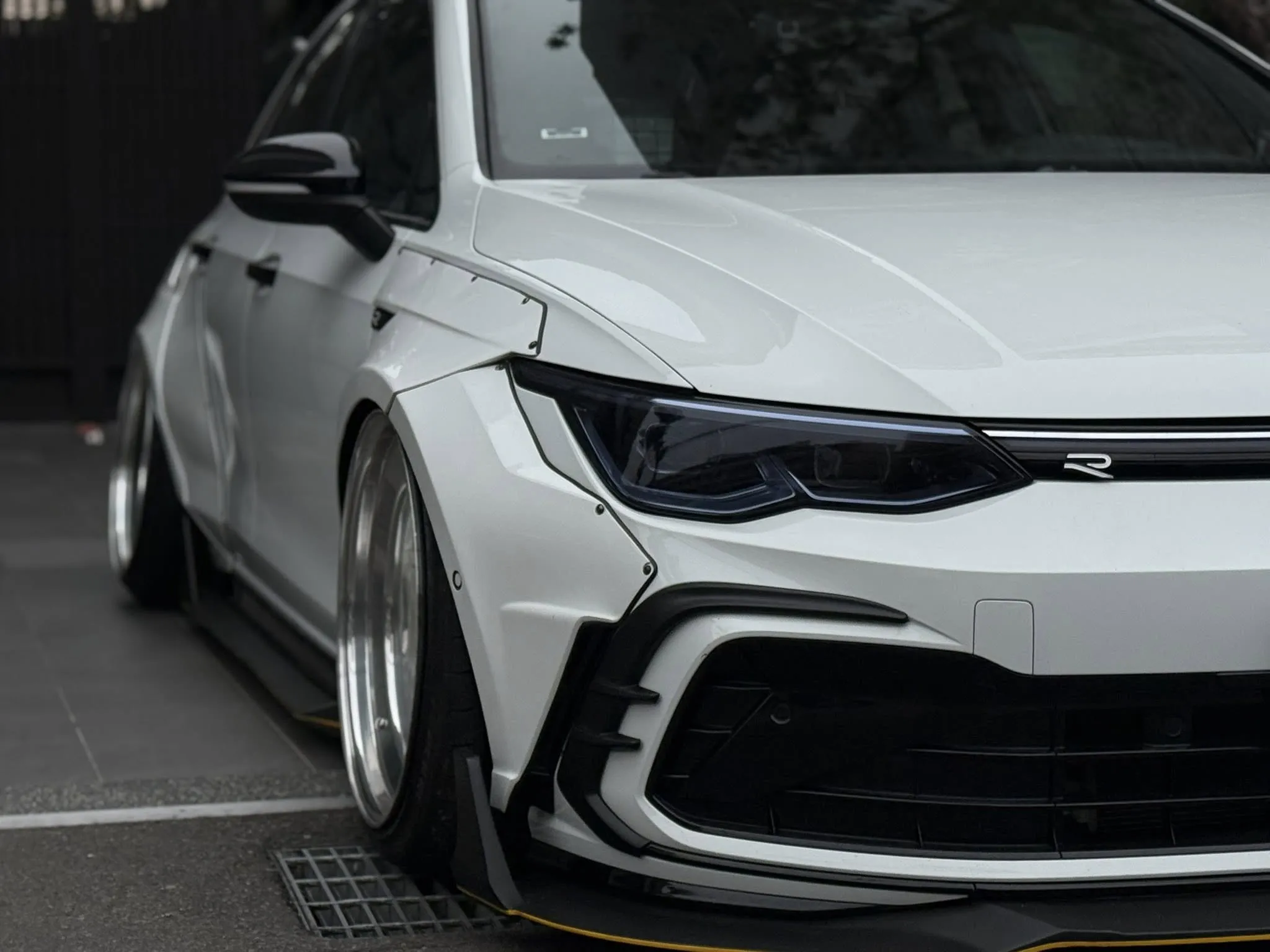 2022年 VW Golf 280 eTSI R-Line