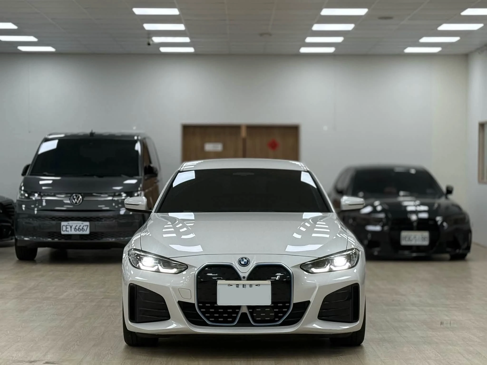 2022年BMW i4 eDrive40