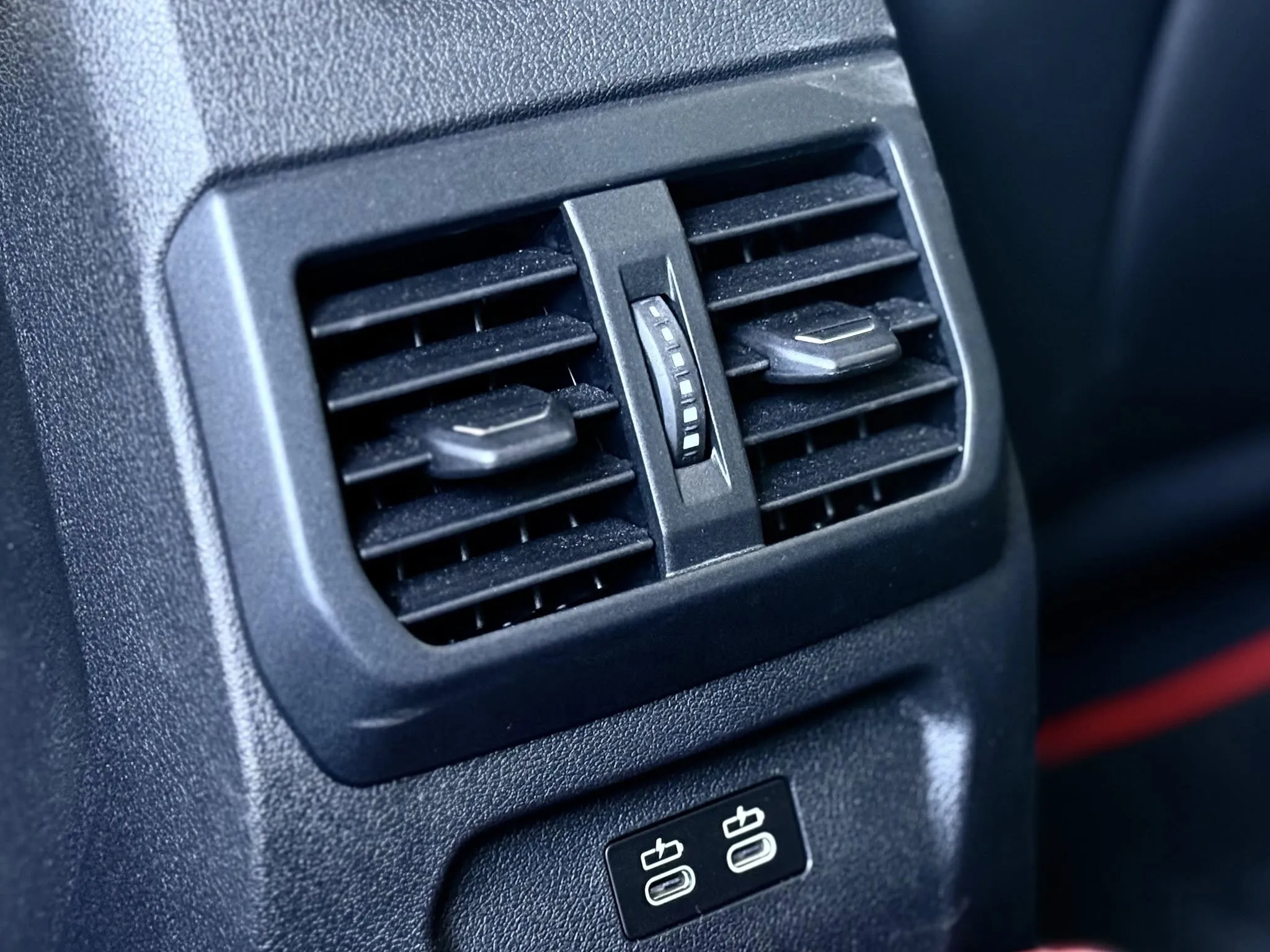 2020年 BMW 118i M-Sport 運動版