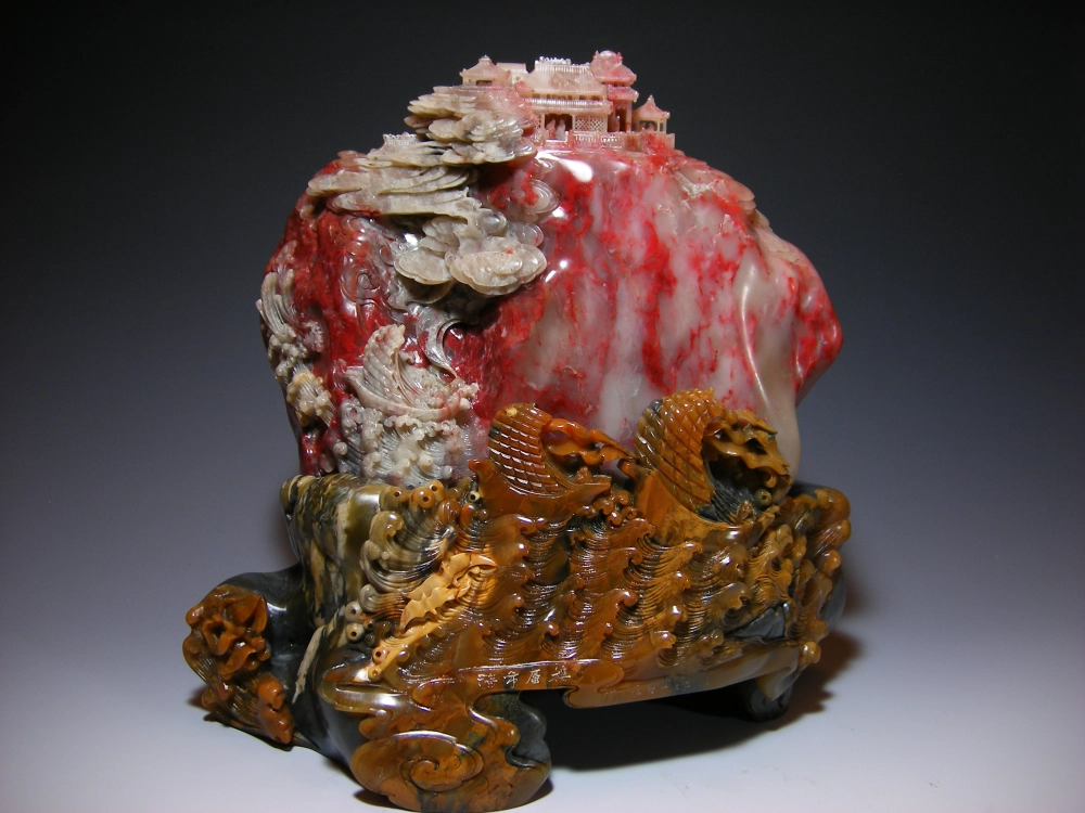 巴林雞血石雕件