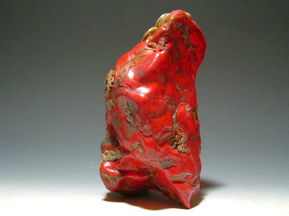 昌化雞血石雕件