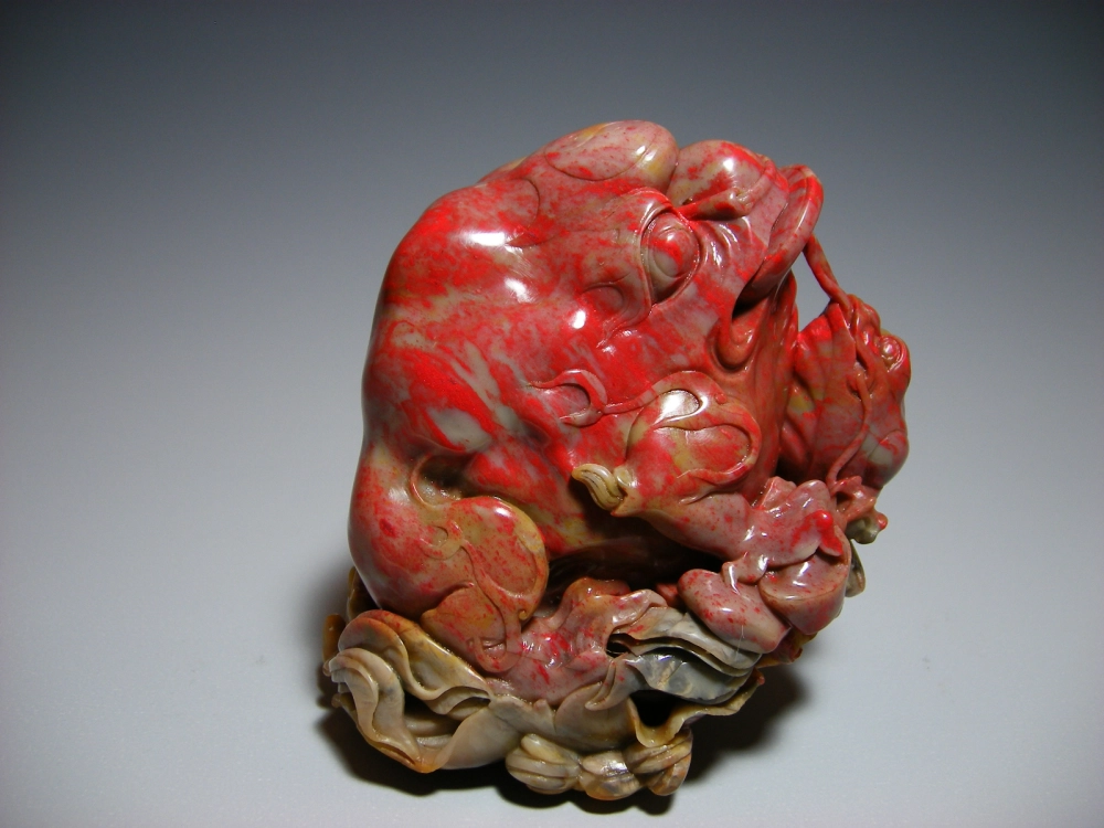 昌化雞血石雕件