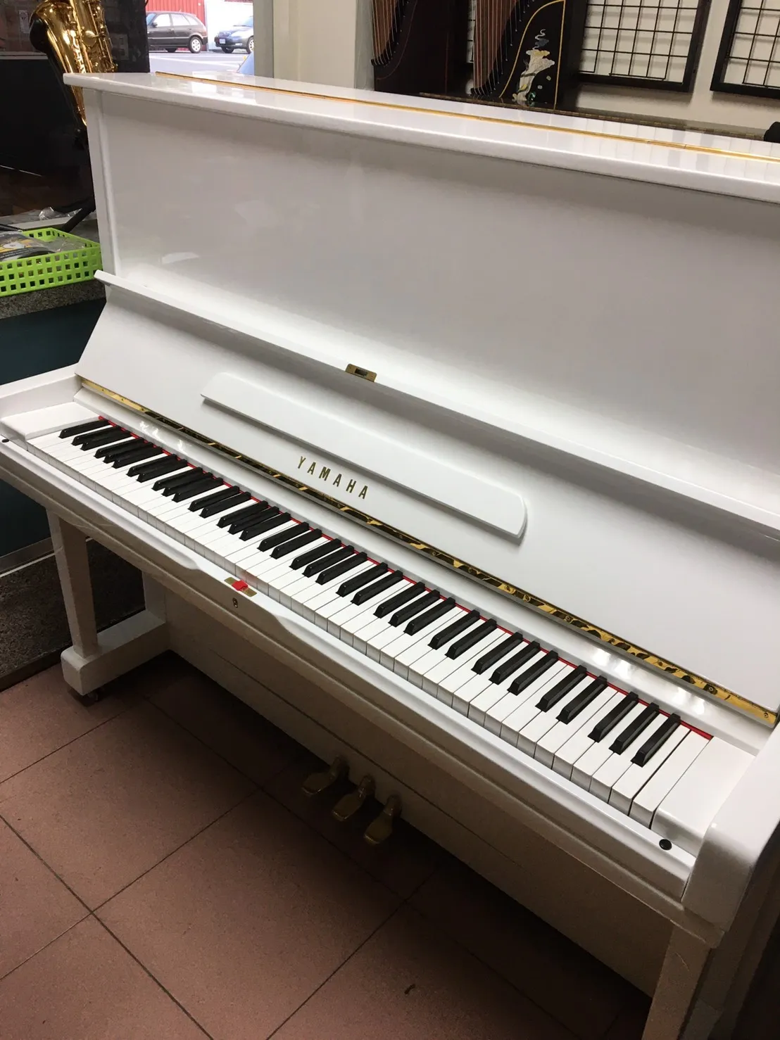 Yamaha U3 鋼琴 - 白色
