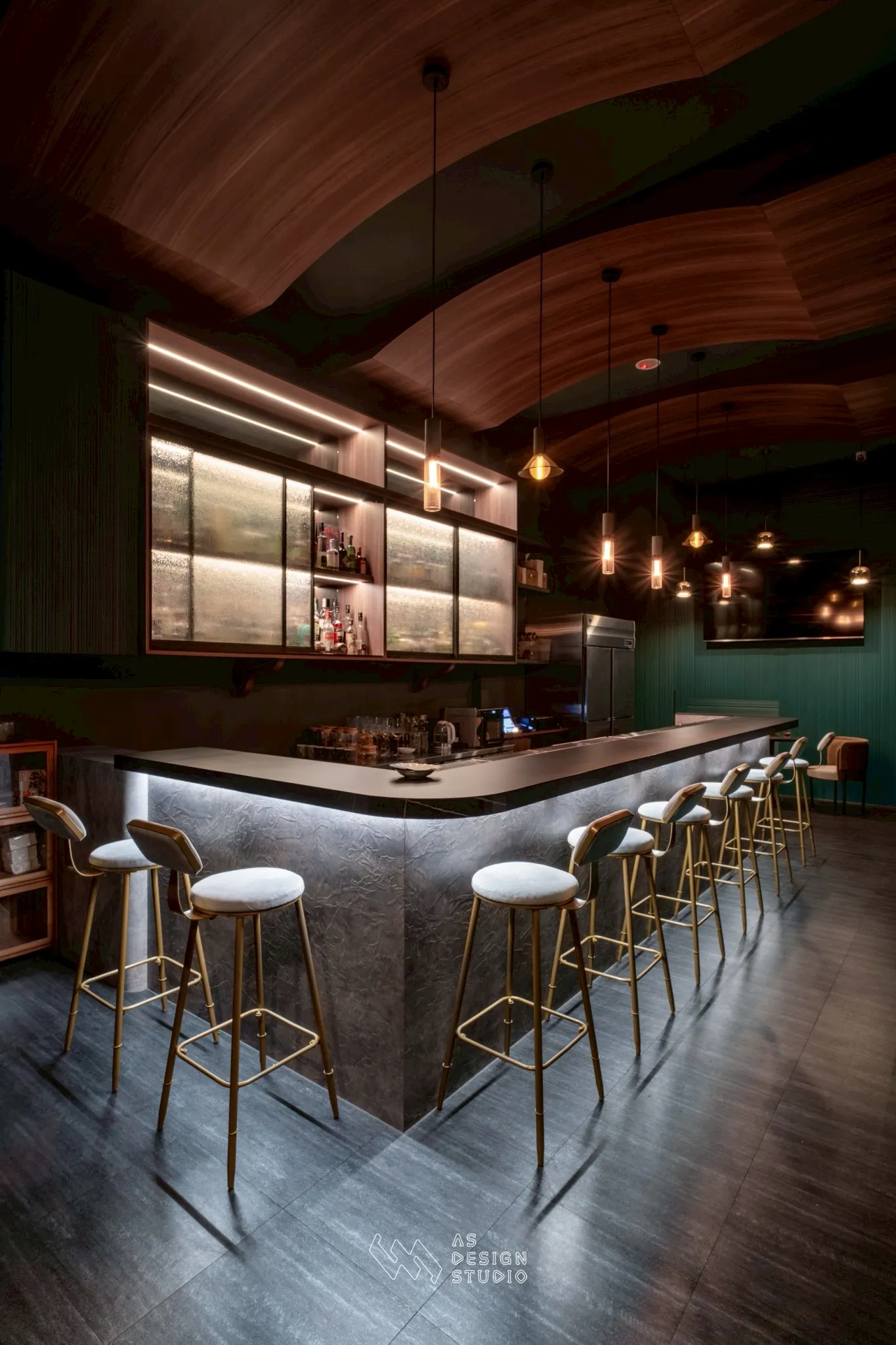 台中西屯 | 柔和曲線與深邃色調的對話