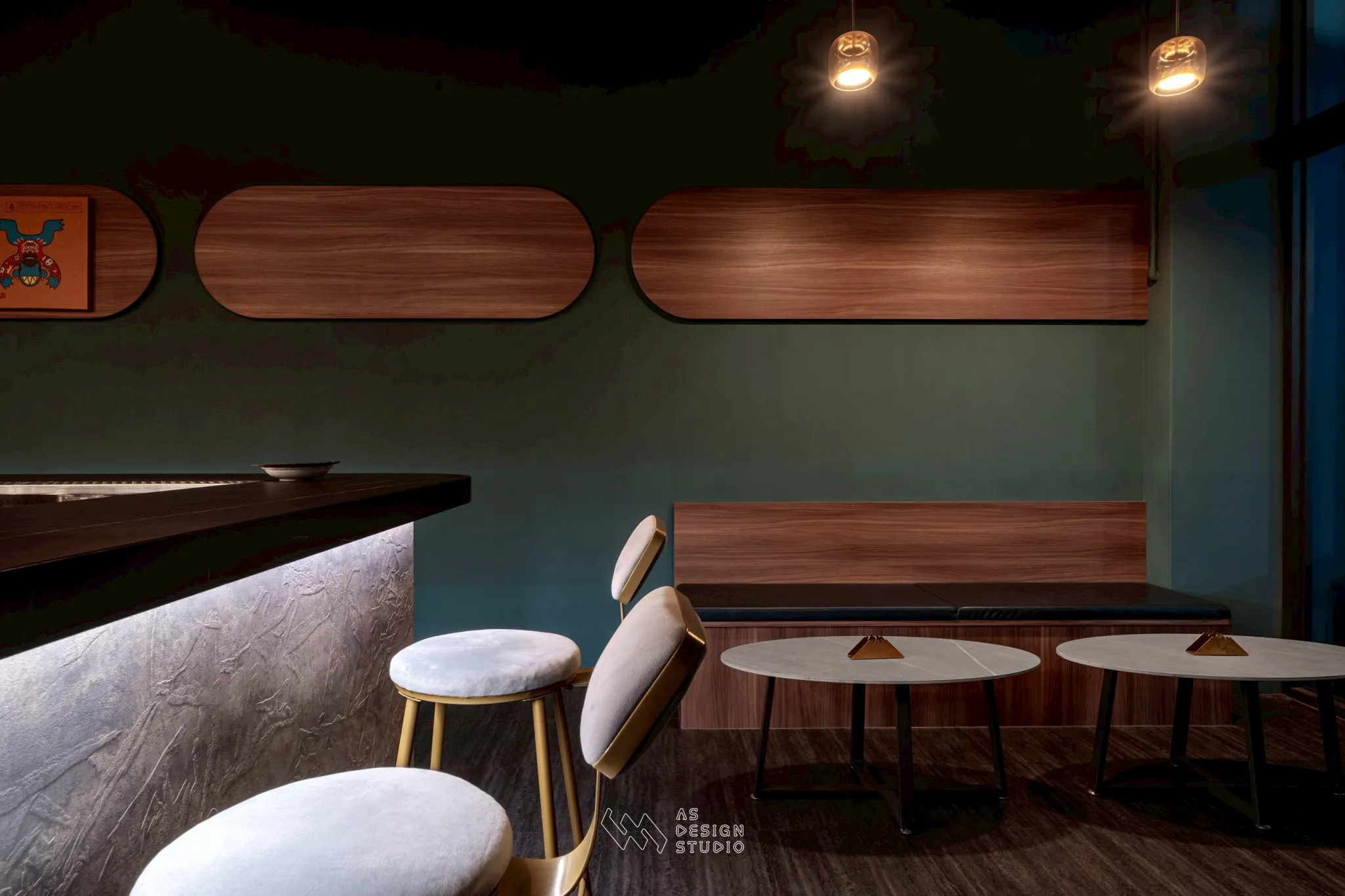 台中西屯 | 柔和曲線與深邃色調的對話