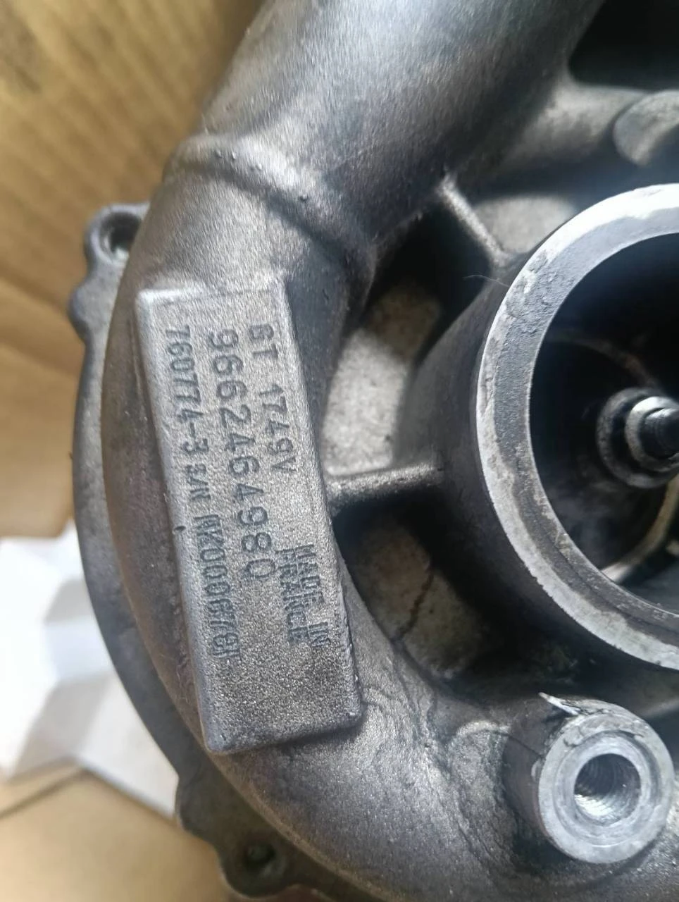 Ford Focus MK2 柴油車 渦輪吸入異物 葉片損壞 機芯換新 可變整理 升級五軸加工鍛葉