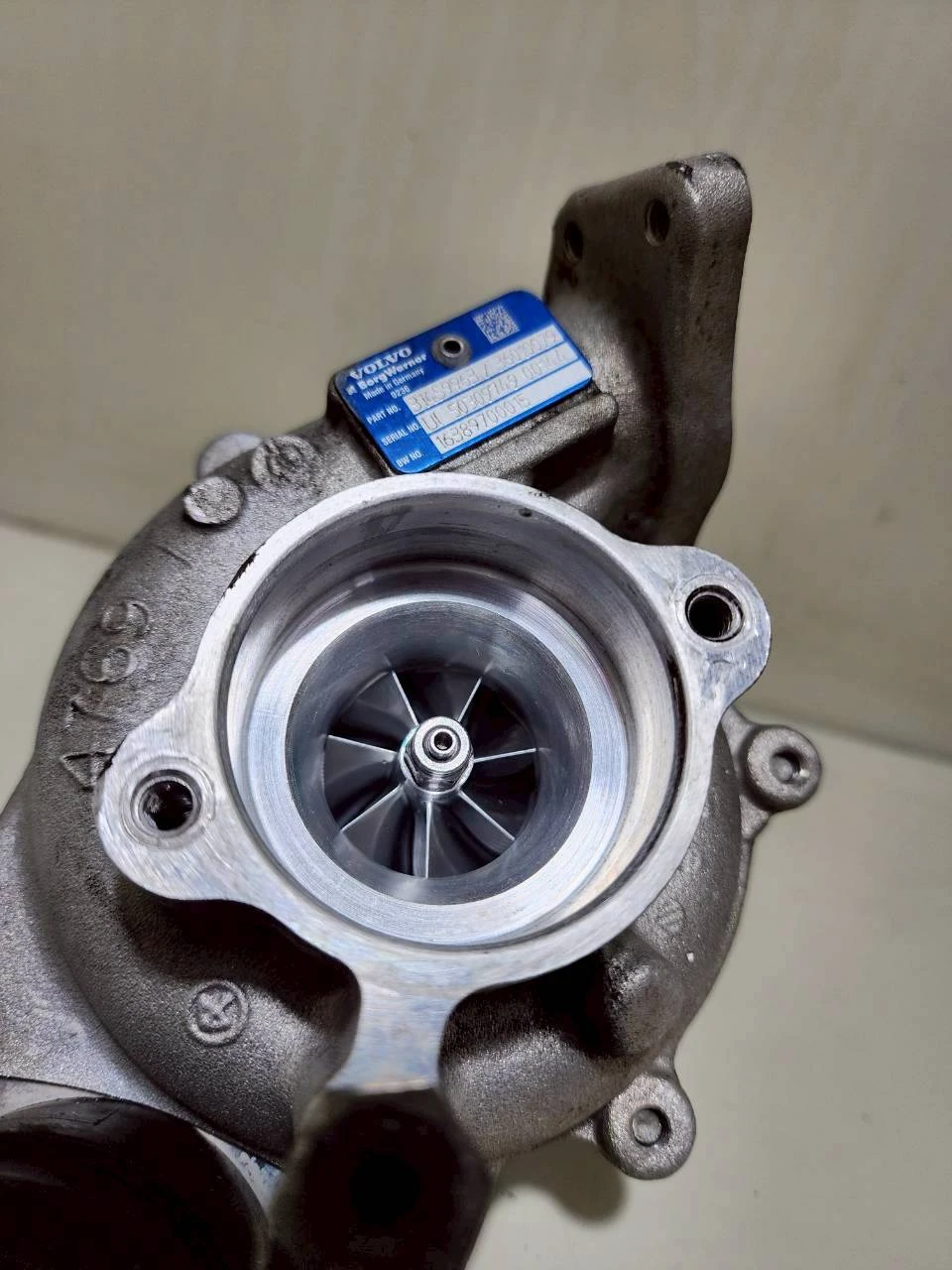 VOIVO XC60渦輪芯軸斷軸換全新心臟機芯