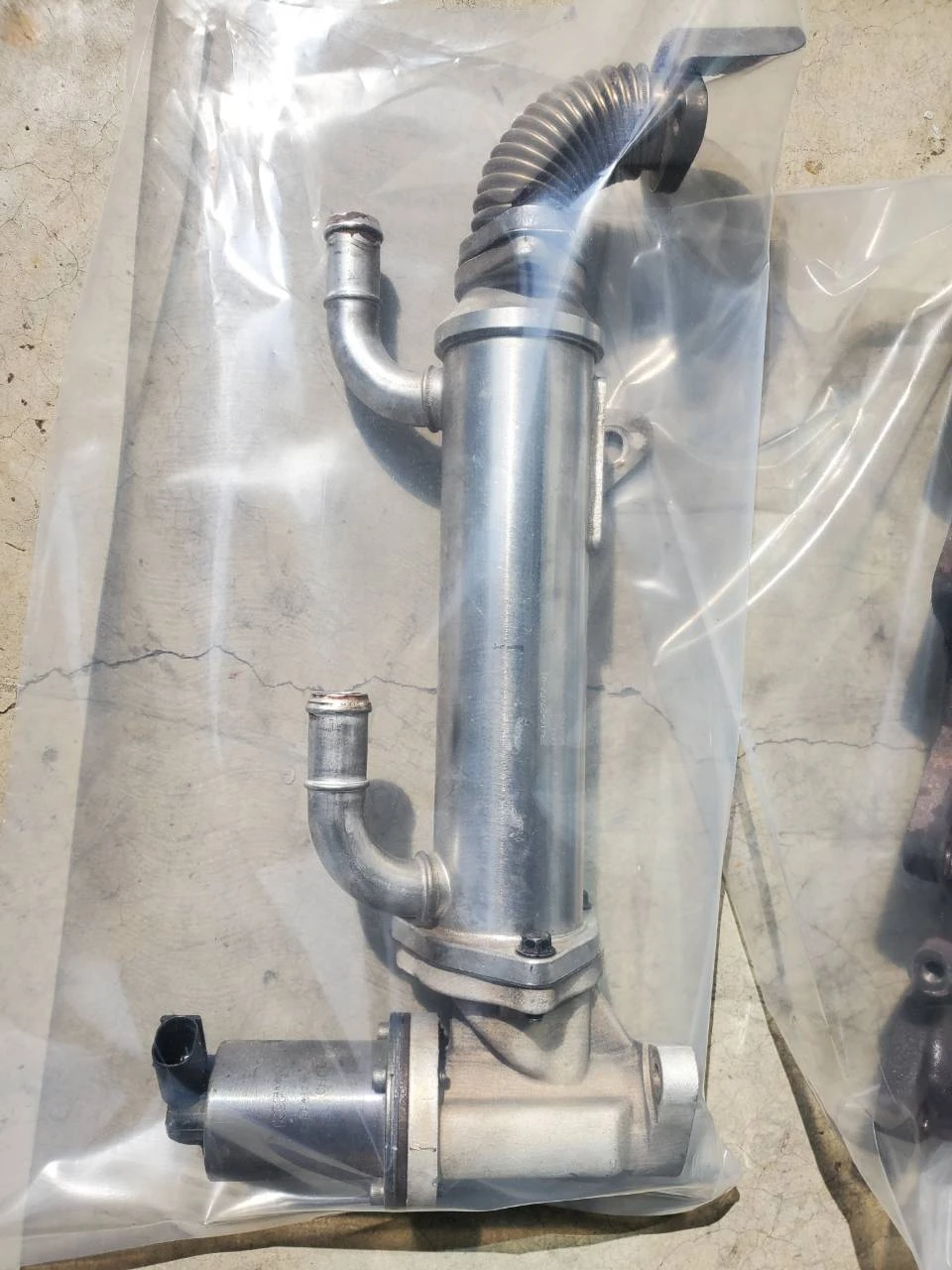 現代 山土匪3.5代 渦輪原廠全新品 EGR 清洗